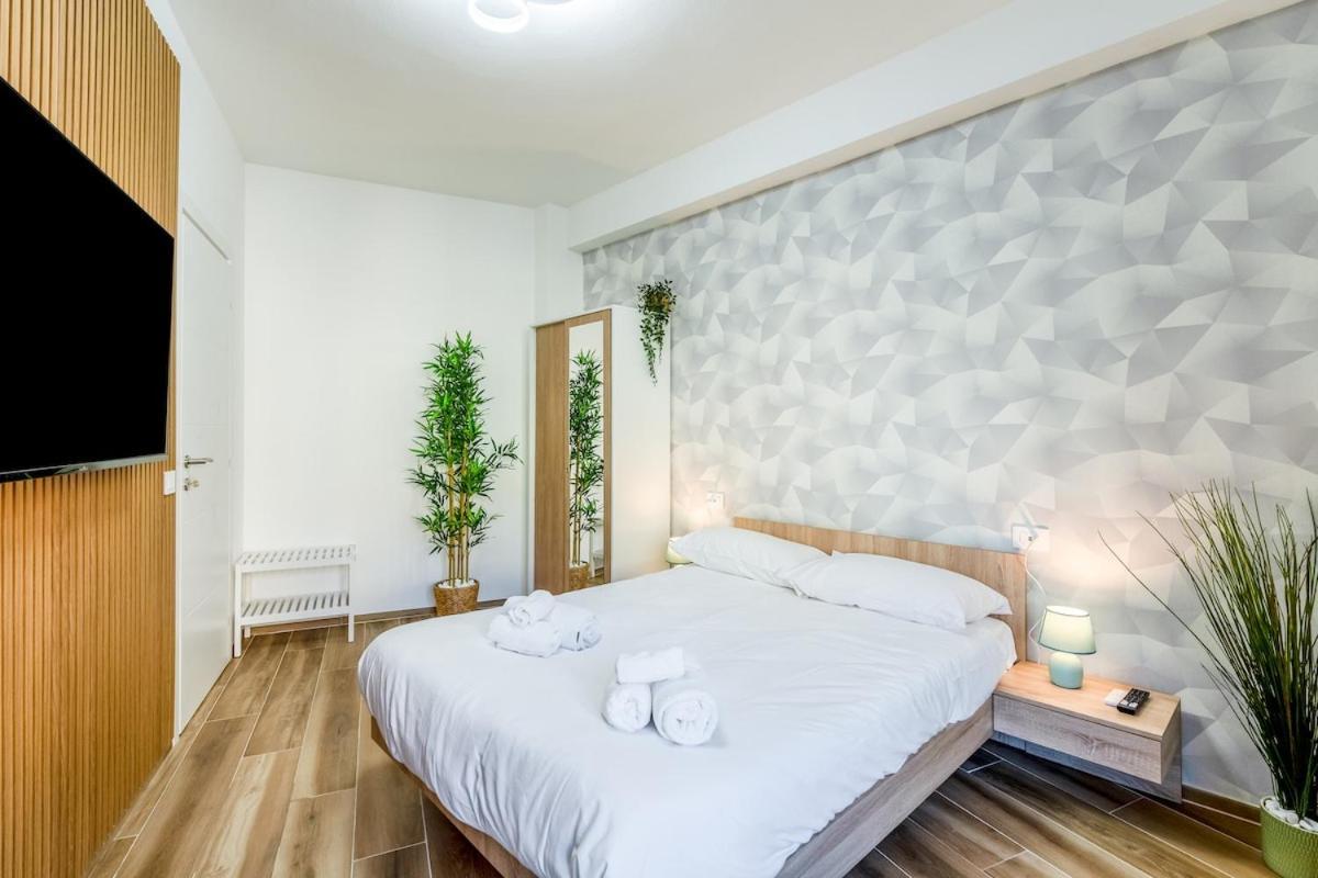 Comfort & Design Minutes Away From The Centre Milan