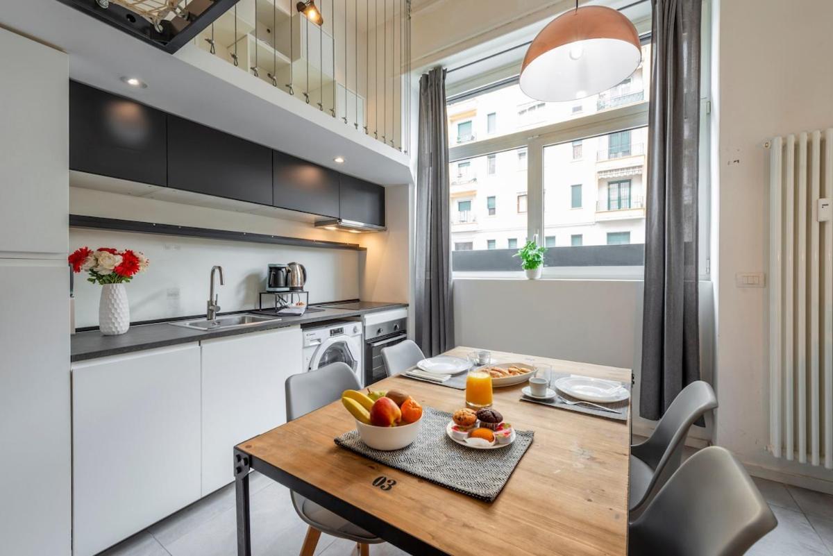 Carlo D'adda 11 Il Cinema A Casa Apartment