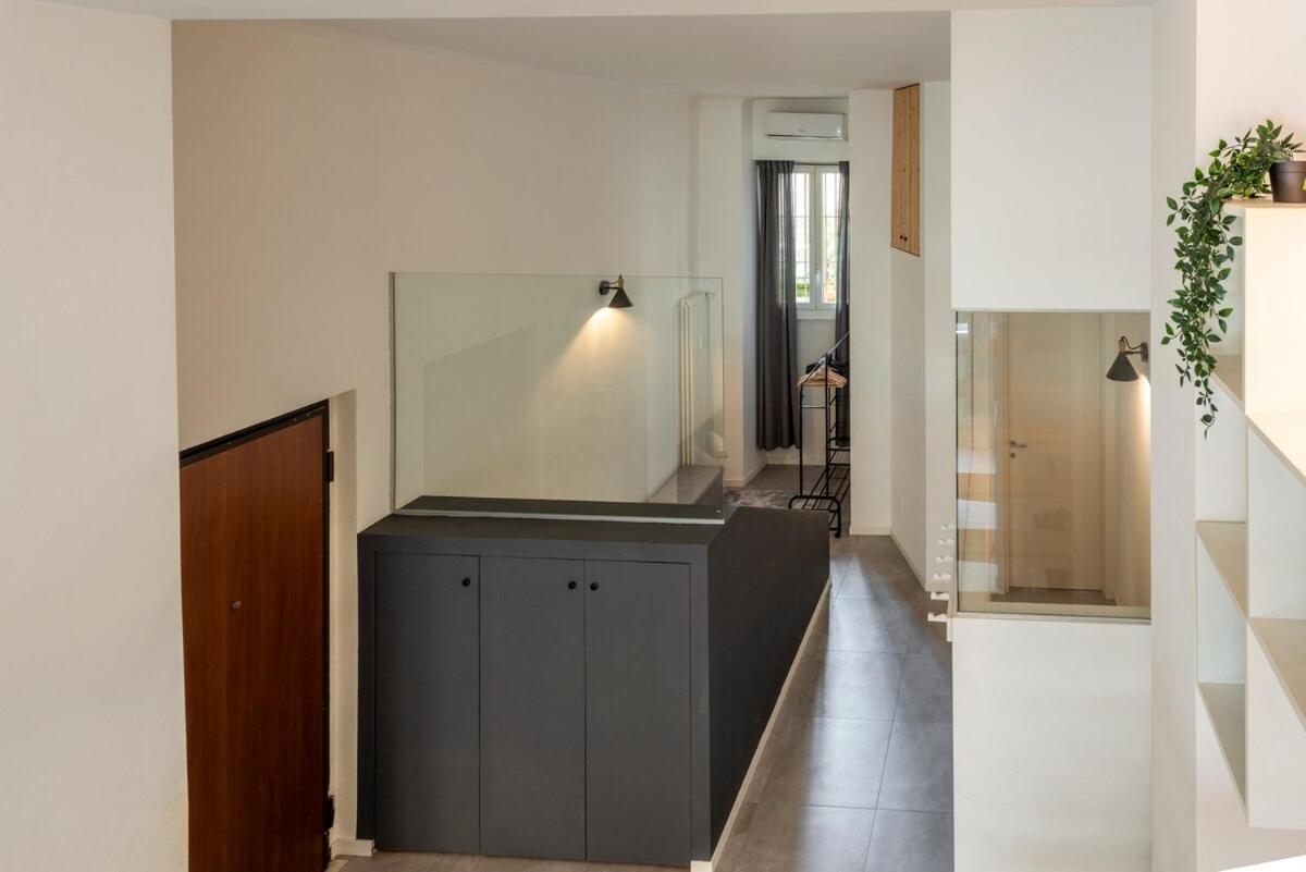 Carlo D'adda 11 Il Cinema A Casa Apartment