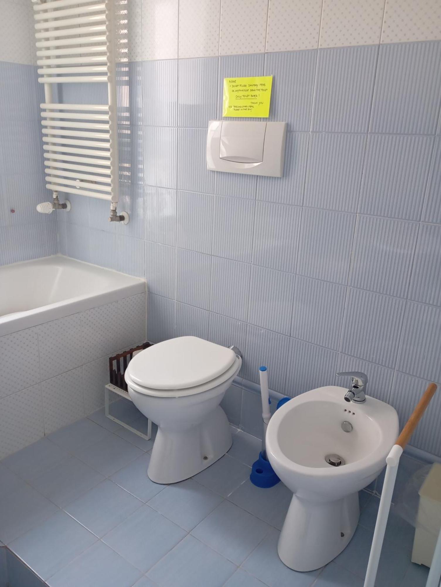 Apartment Flores Home, Vintage Charm Near Center & Navigli Milan