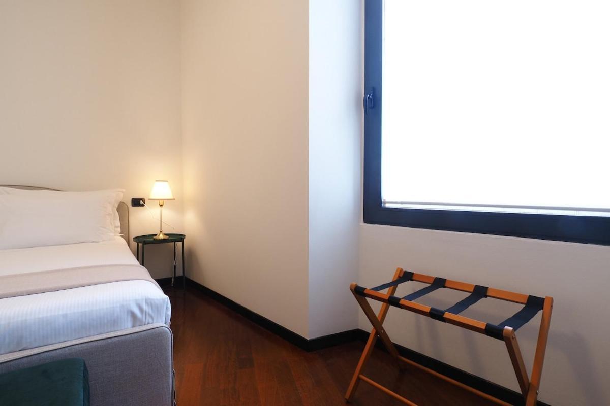 Apartment Interior 900 3rd Floor - Duomo - Missori *