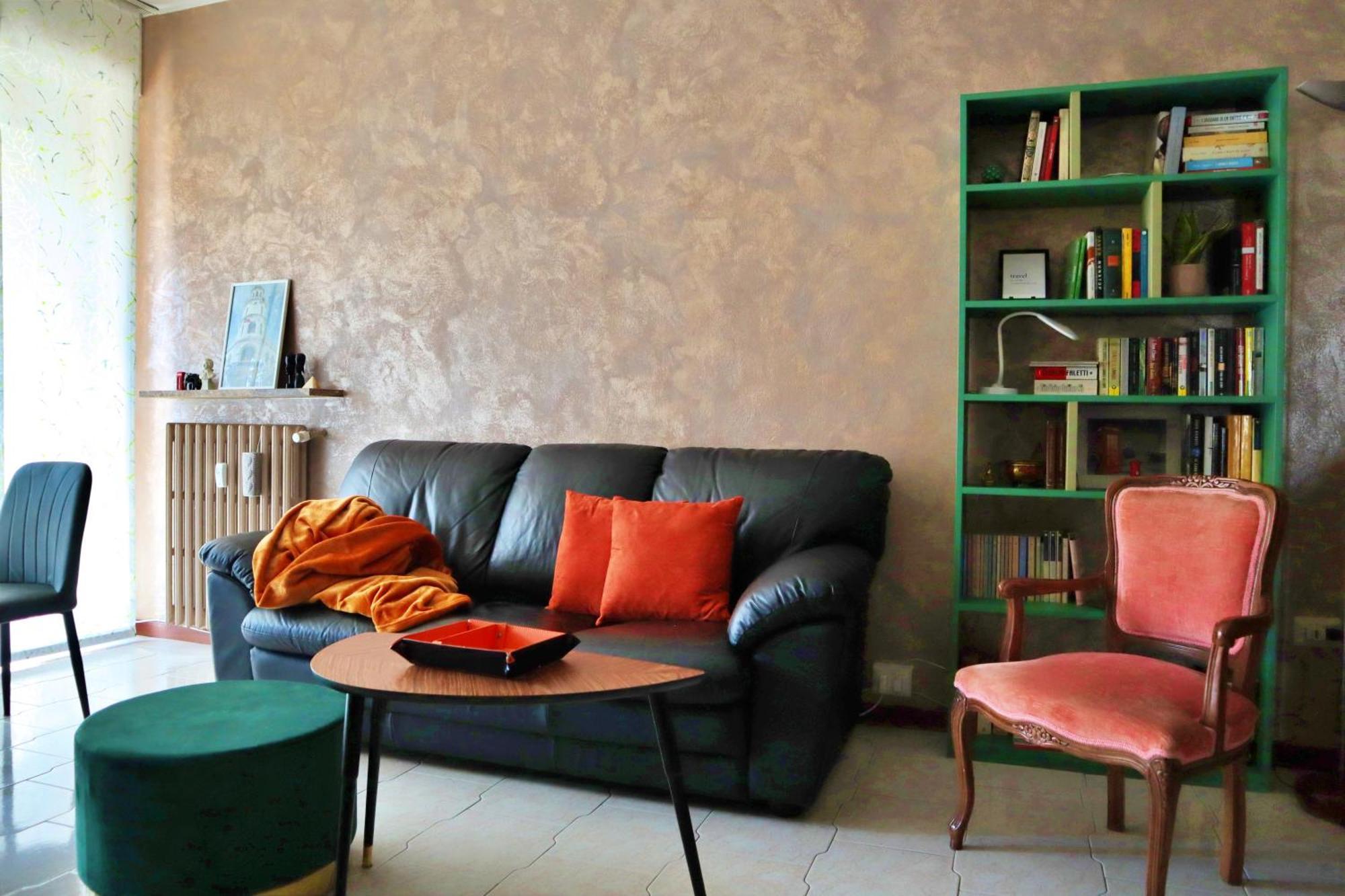 Cozy Room In Elegant Flat Shared With Alex, Tube 5 Min Walking Homestay Milan