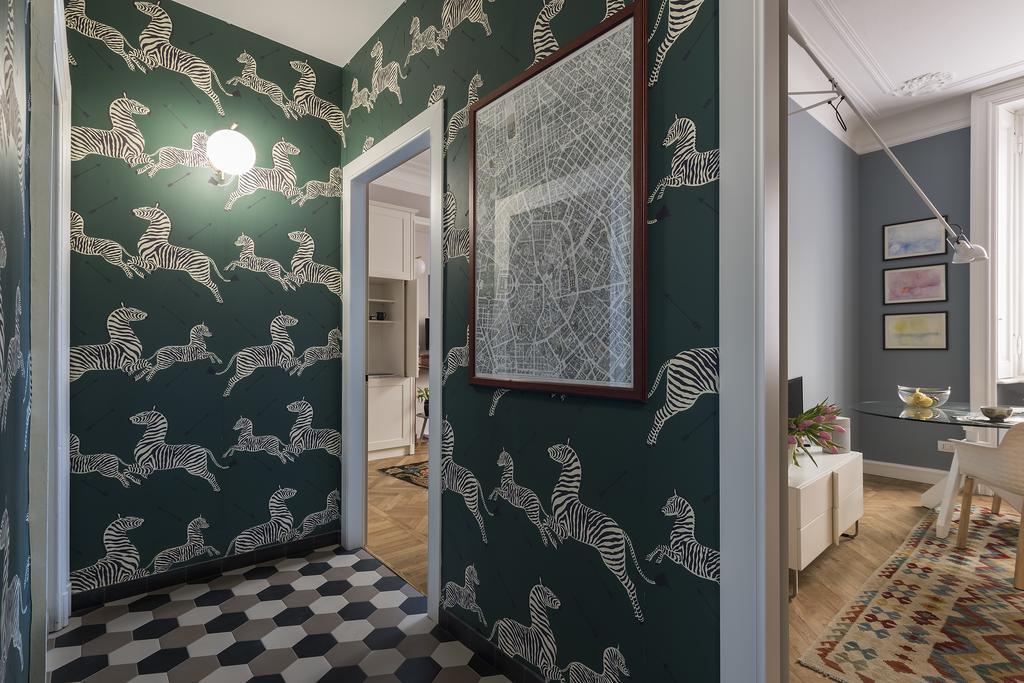 Zebra Rosso Apartment