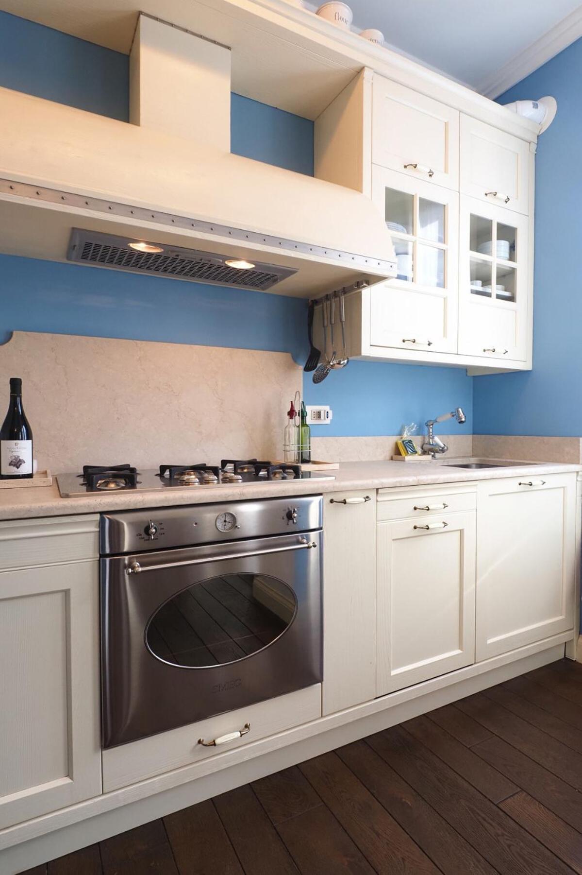 Refined And Bright One-bedroom Near Risorgimento Milano