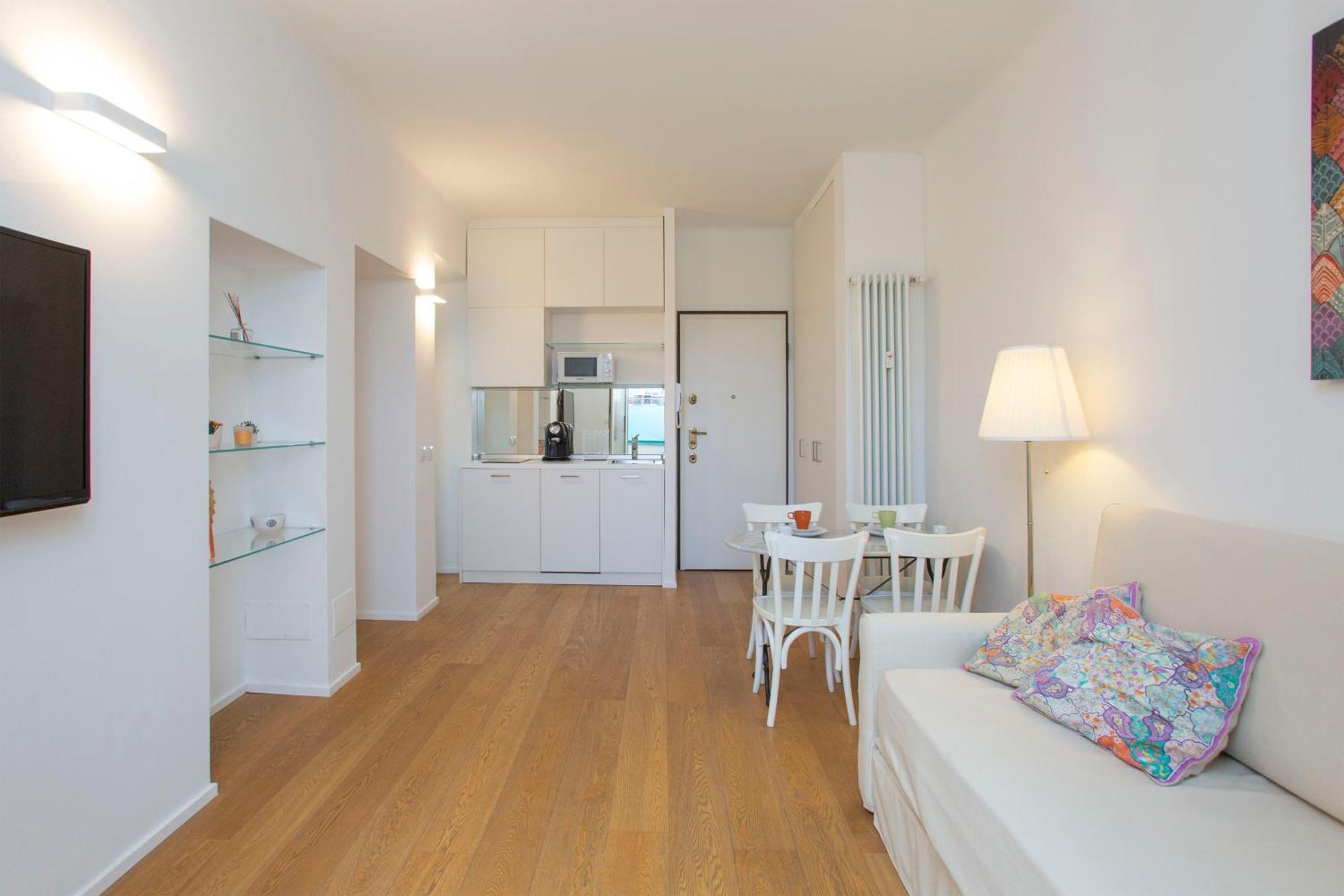 Apartment Exclusive Location, Cozy And Modern Milan