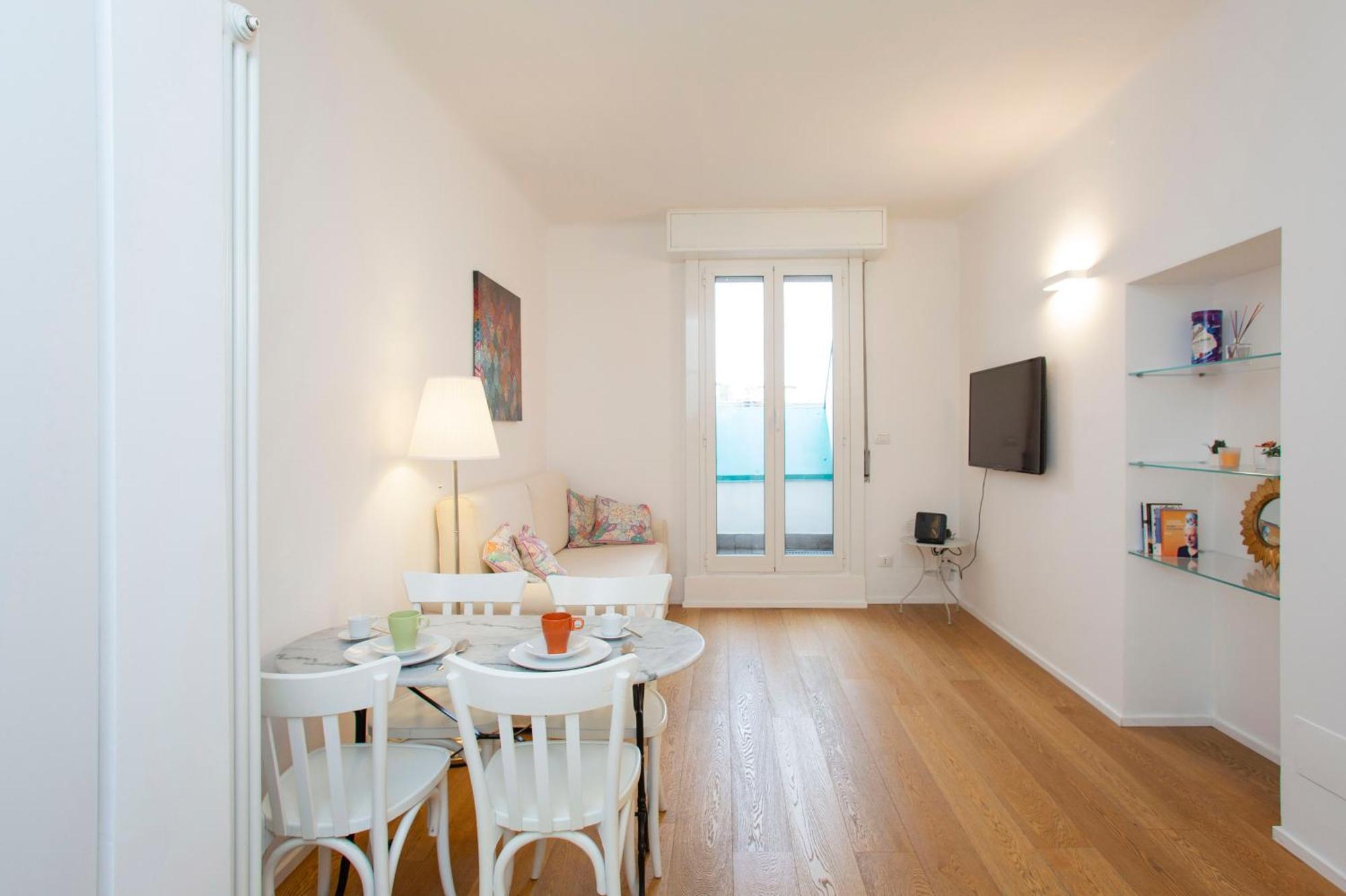 Exclusive Location, Cozy And Modern Apartment *