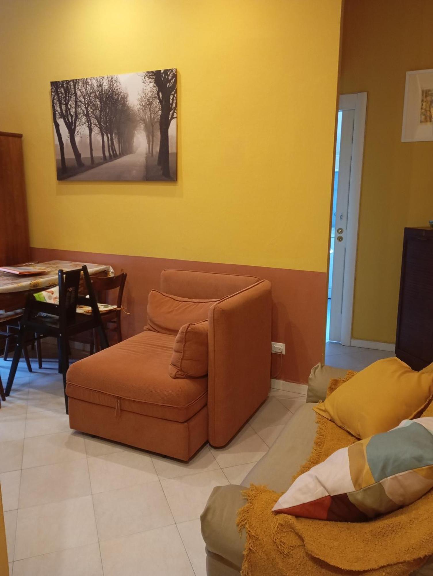 Flores Home, Vintage Charm Near Center & Navigli *