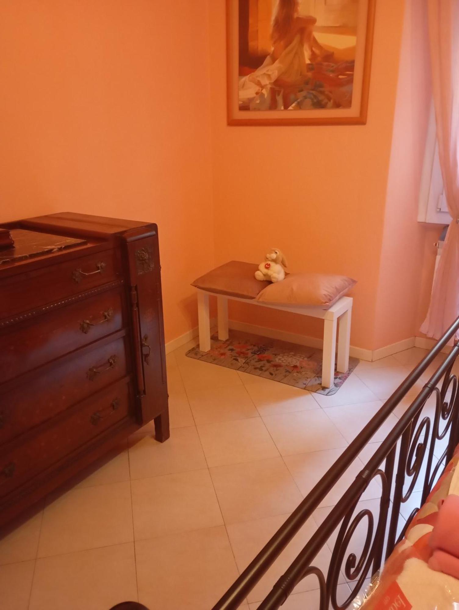 Apartment Flores Home, Vintage Charm Near Center & Navigli Milan