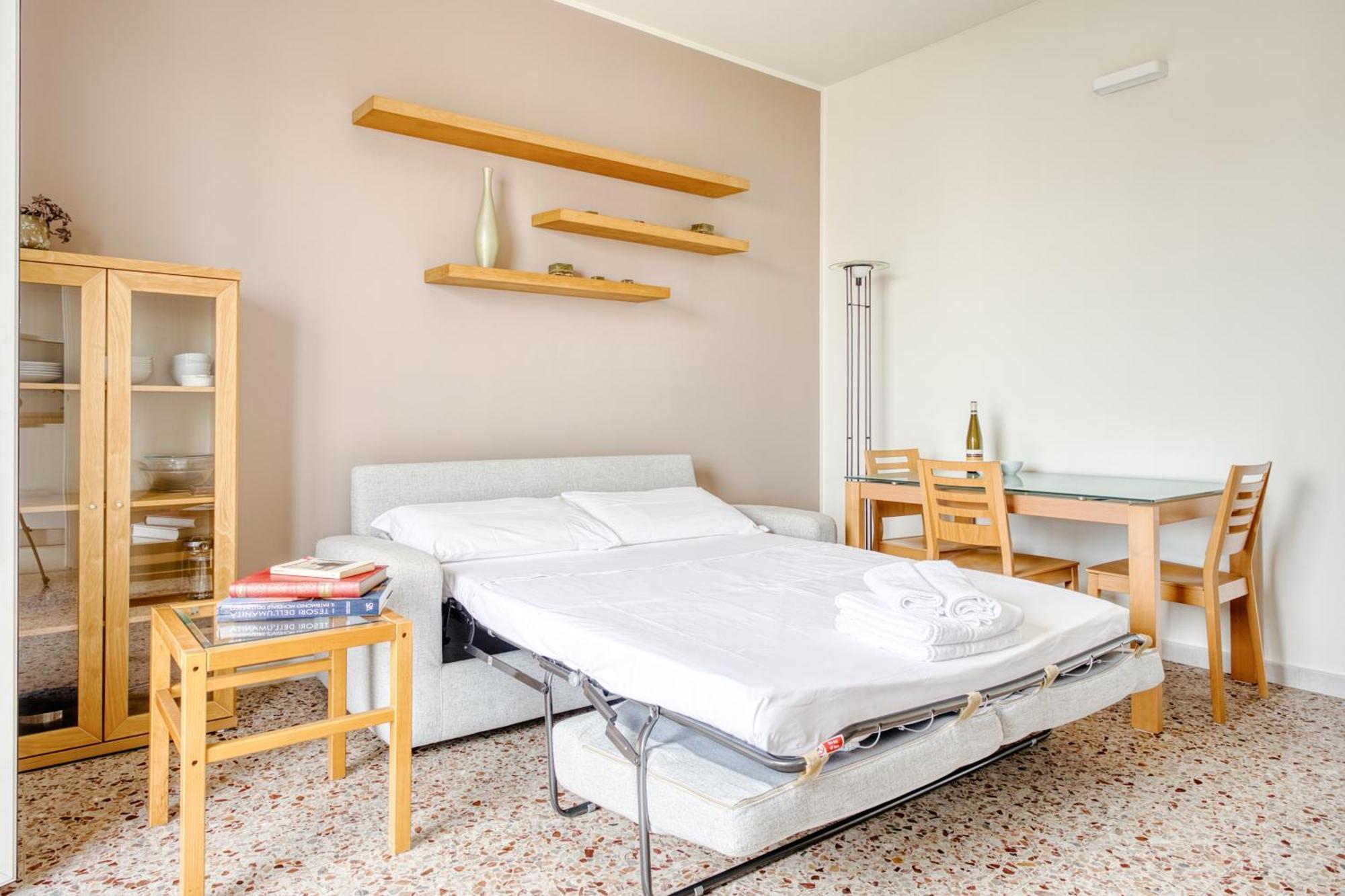 Cozy - Bande Nere Milan