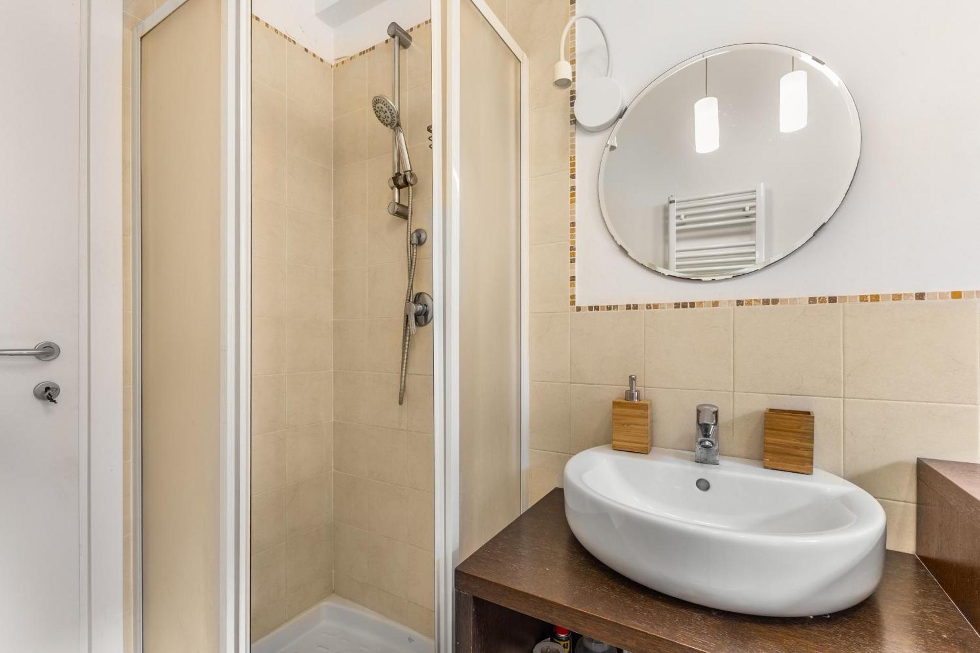 Urban Retreat In Loreto Metro E Free Wifii Apartment Milan