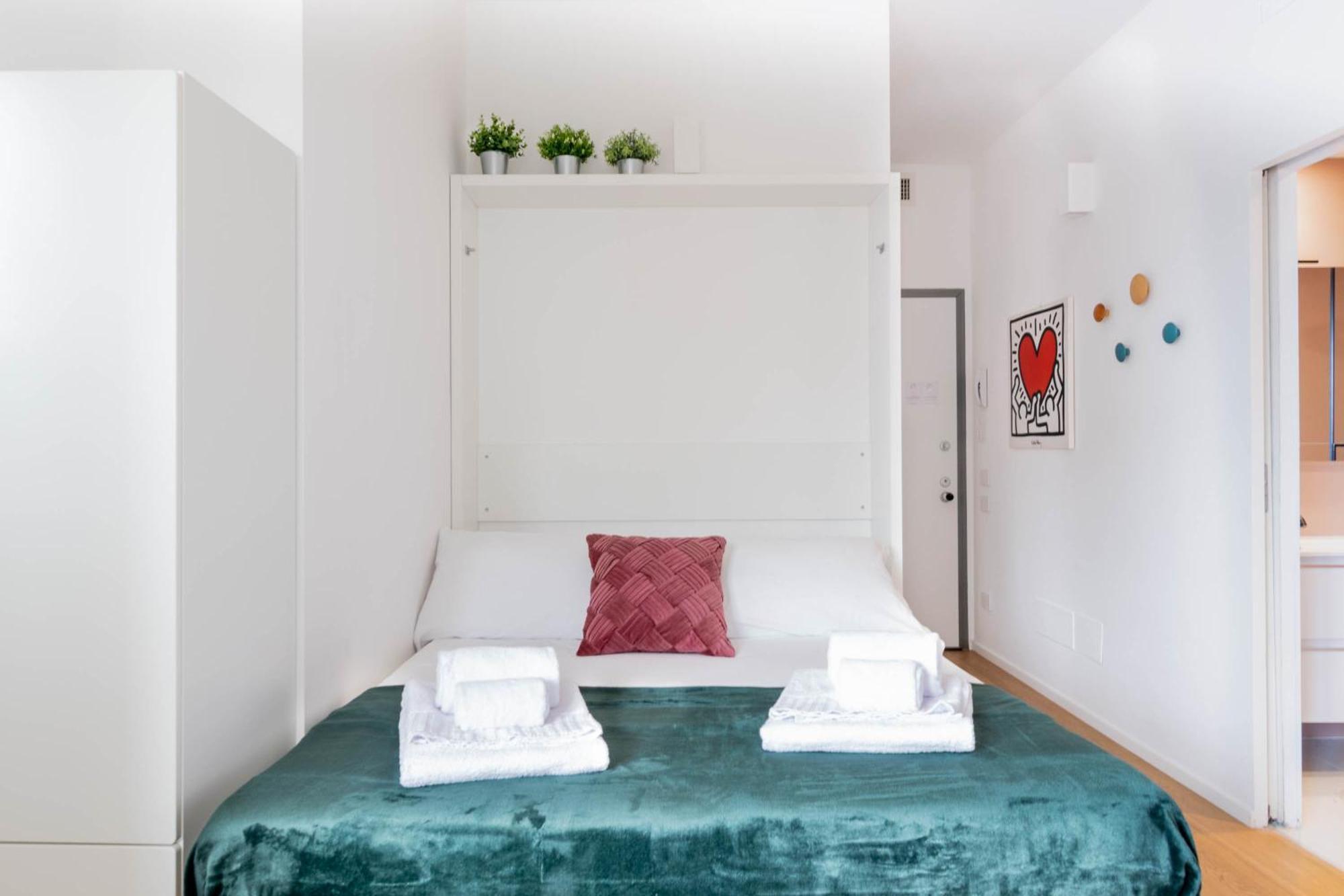 Design 39 - Metropolitana M4 - Aeroporto Linate Apartment *