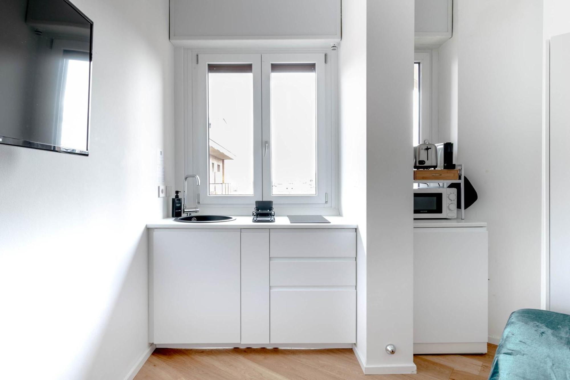 Design 39 - Metropolitana M4 - Aeroporto Linate Apartment