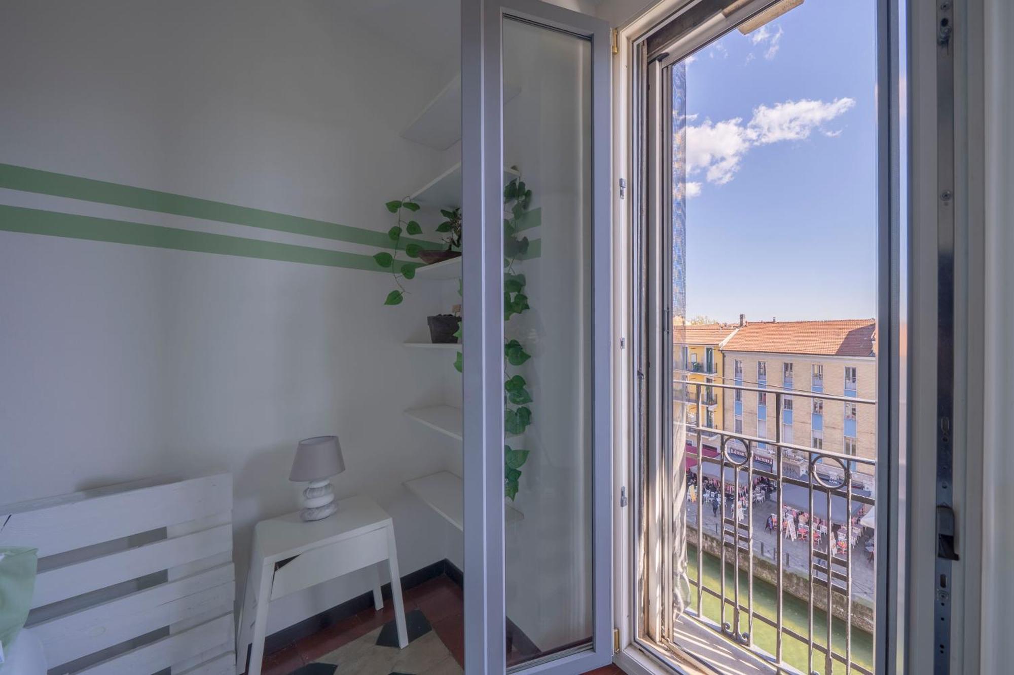 View Of The Navigli - In The Heart Of - Wifi