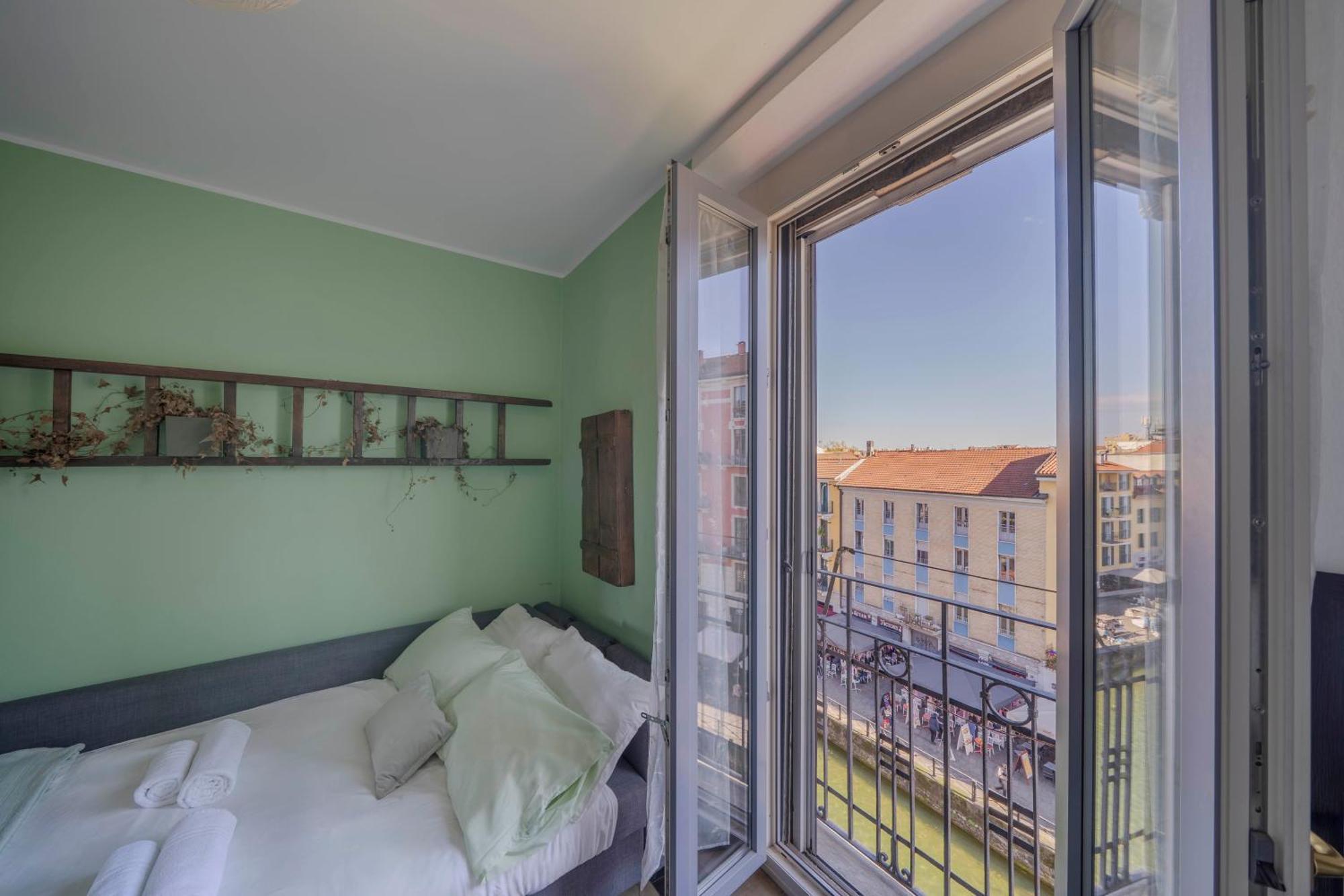 View Of The Navigli - In The Heart Of - Wifi * Milan