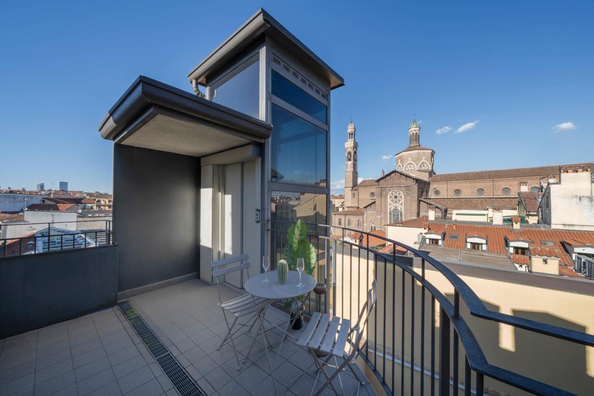 Apartment View Of The Navigli - In The Heart Of - Wifi *
