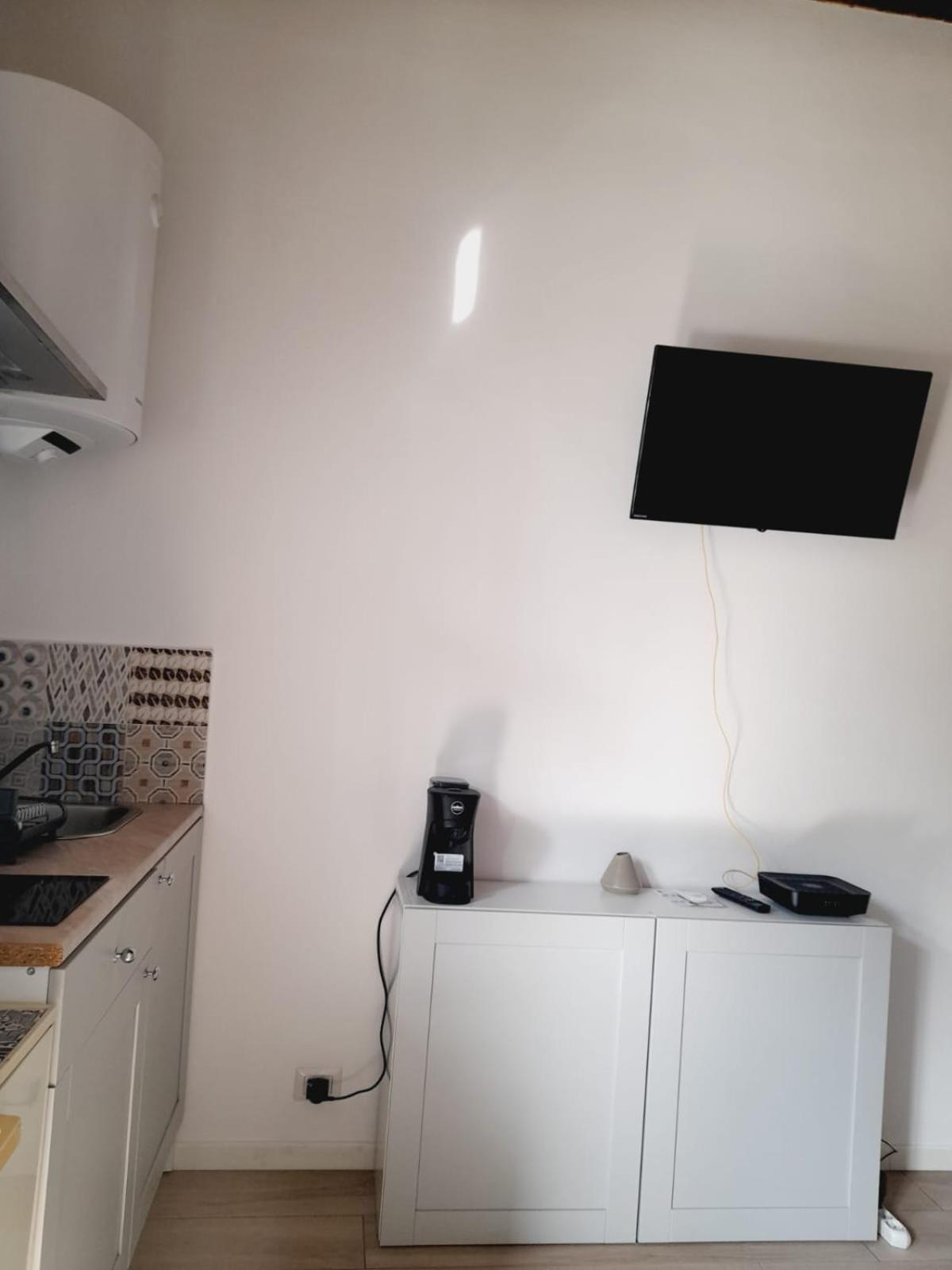 Flat In Milano, Isola Apartment