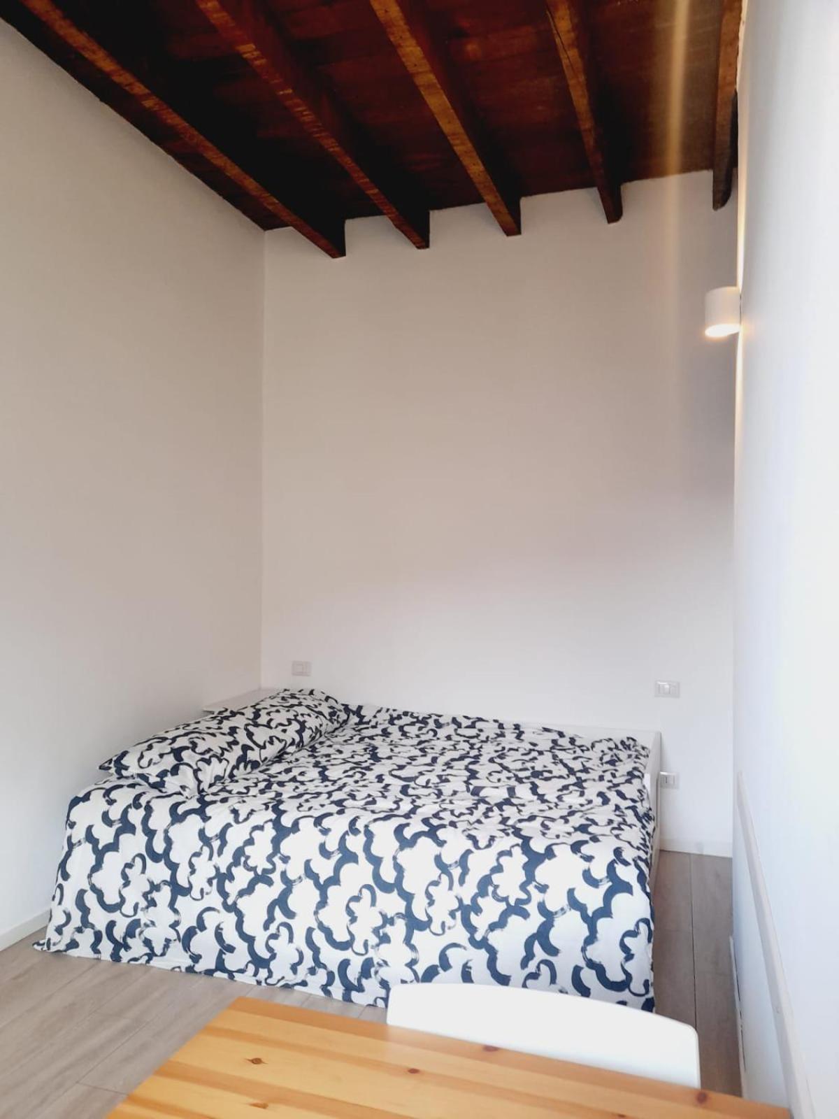 Apartment Flat In Milano, Isola Milan