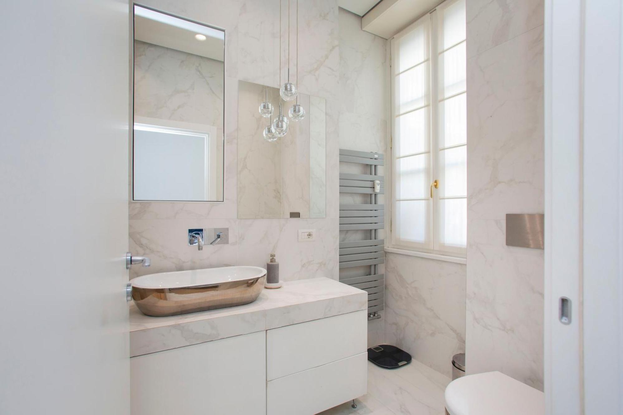 Vittoria Flat 18 - Milan