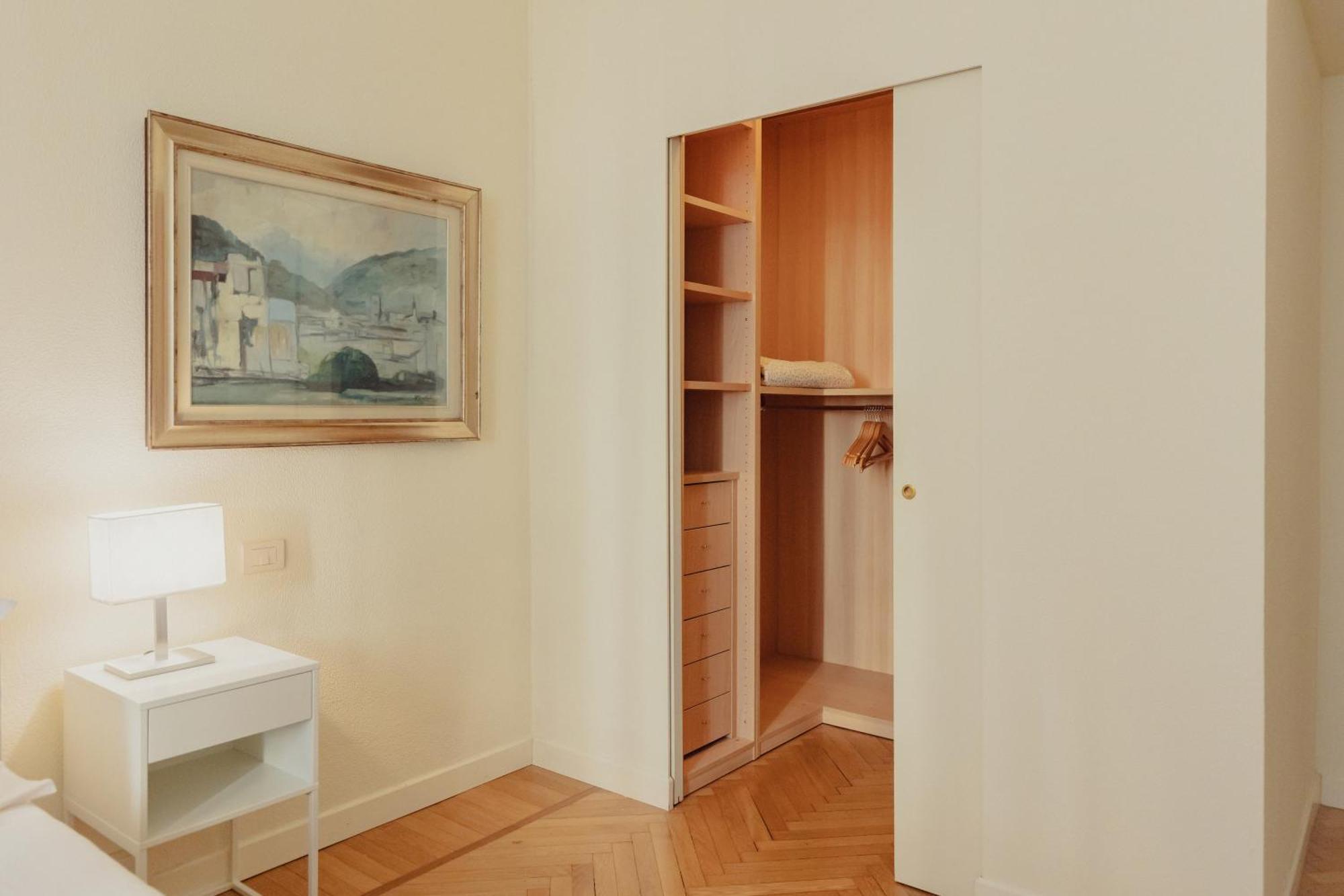 Apartment Gohost - Quiet, Bright & Stylish Flat In The Heart Of Milan