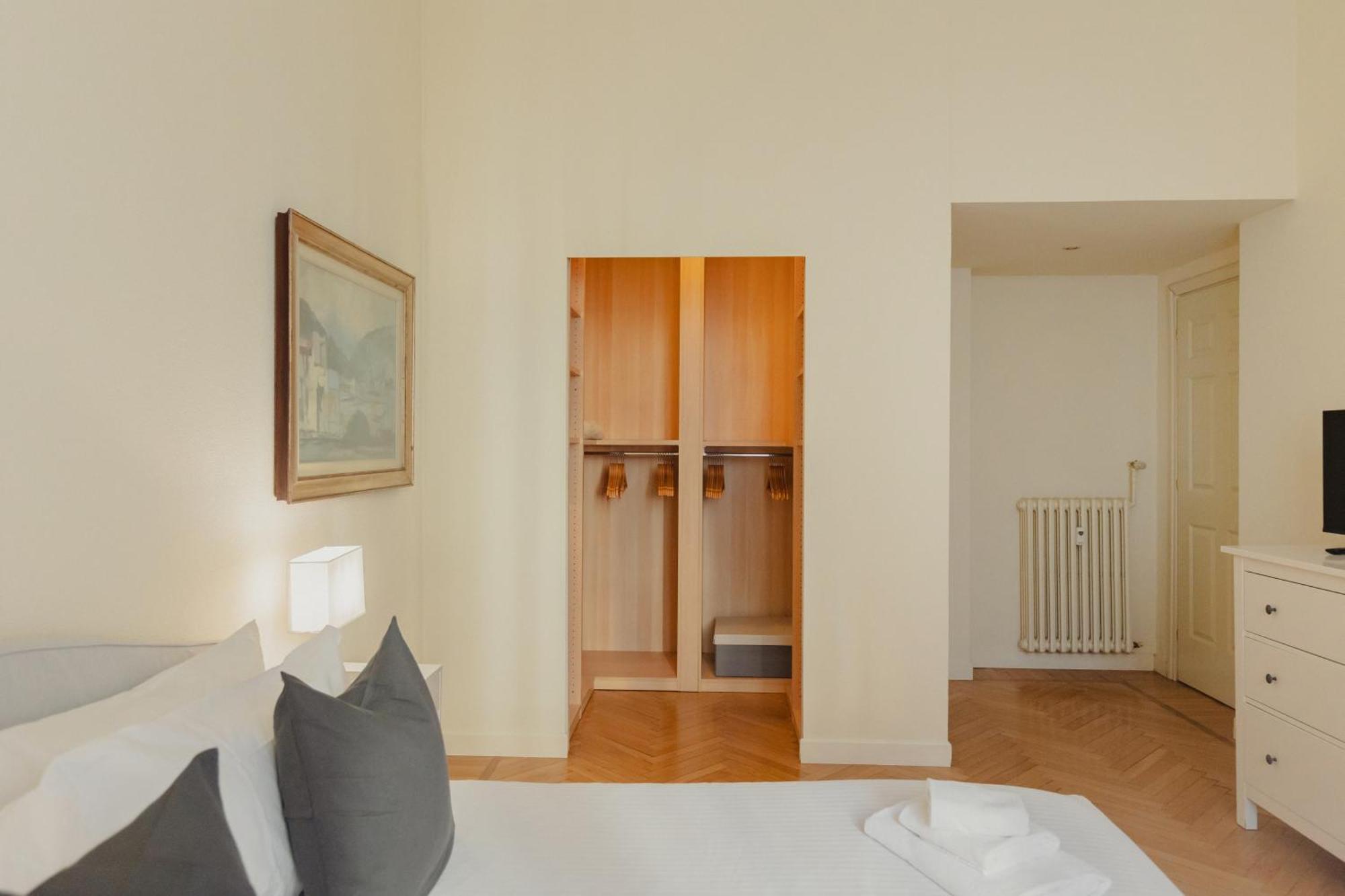 Apartment Gohost - Quiet, Bright & Stylish Flat In The Heart Of