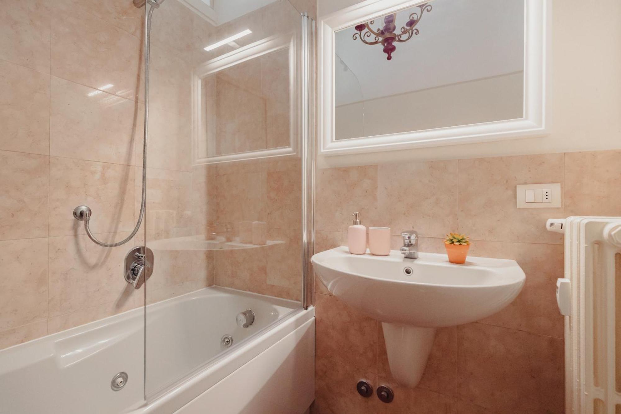 Gohost - Quiet, Bright & Stylish Flat In The Heart Of Apartment Milan
