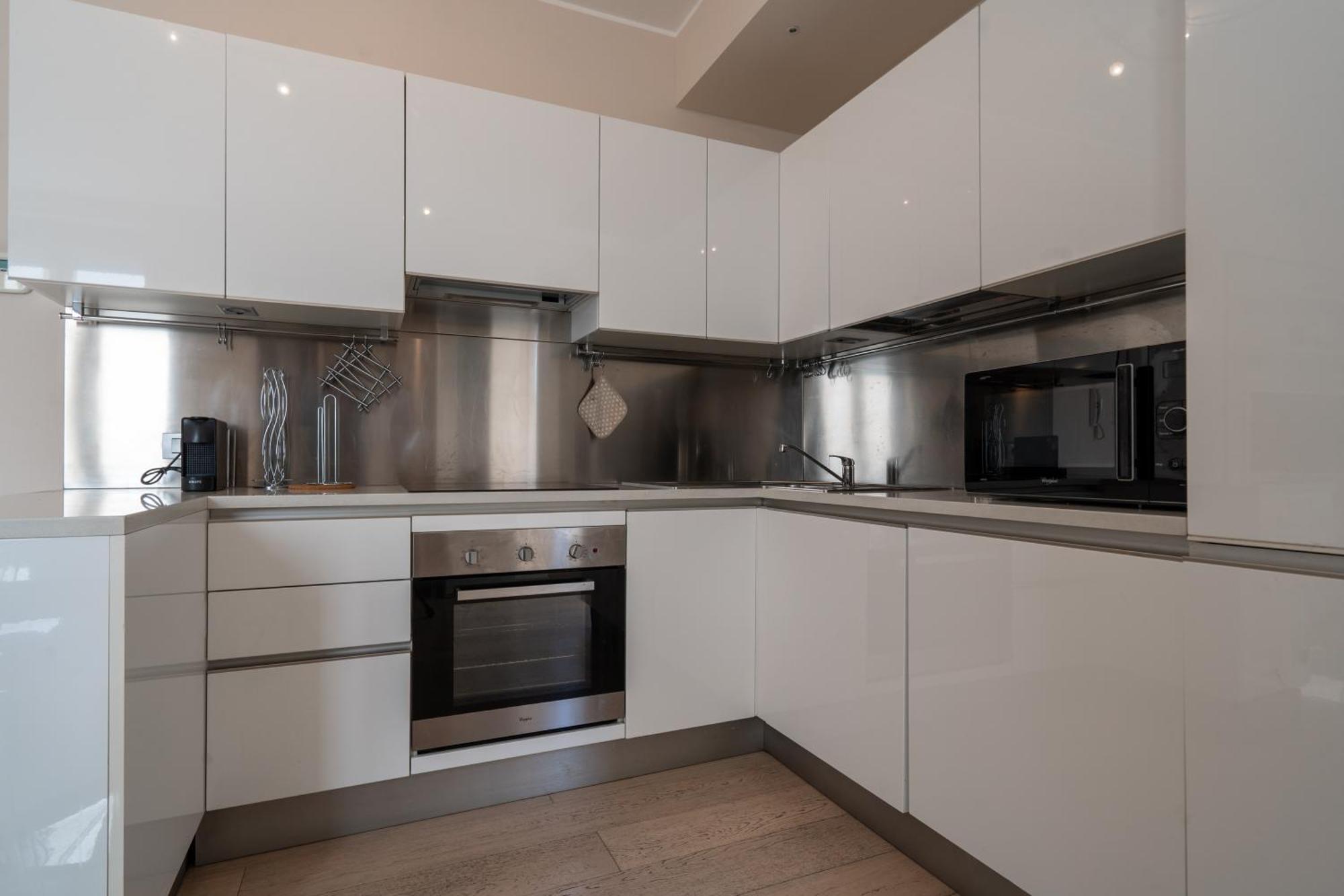 Repubblica Premium Apartment Milan