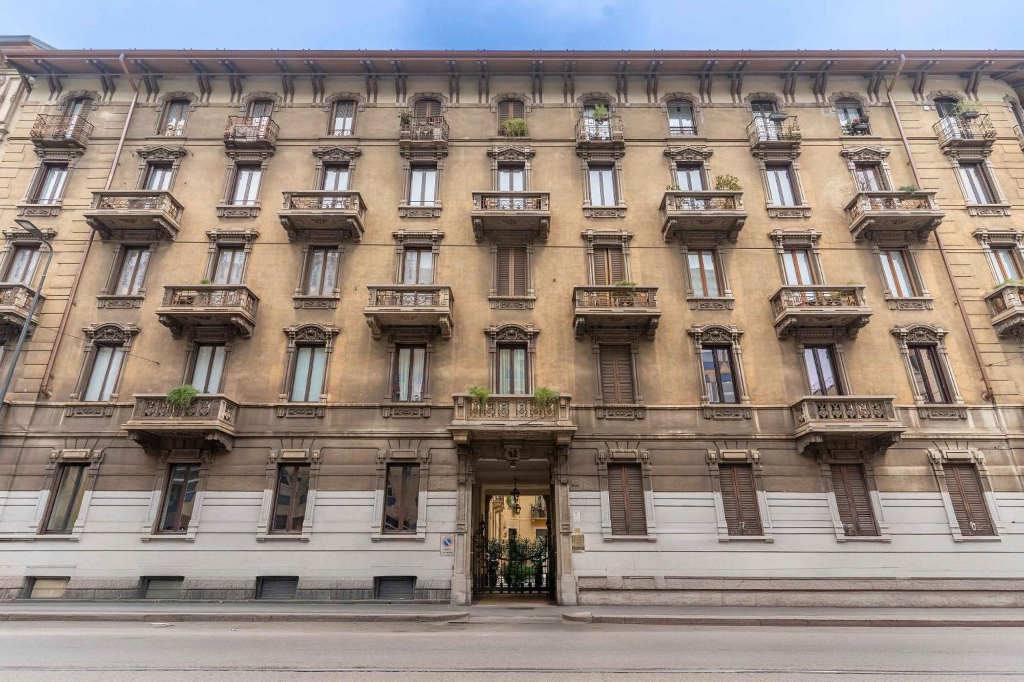 Vitruvio Palace - La Vista * Milan