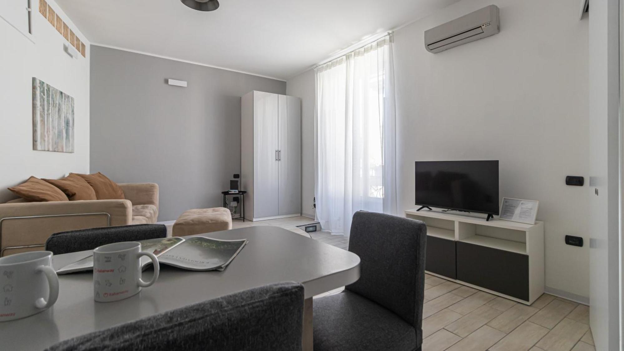 Italianway - Porta Ticinese 83 Milan