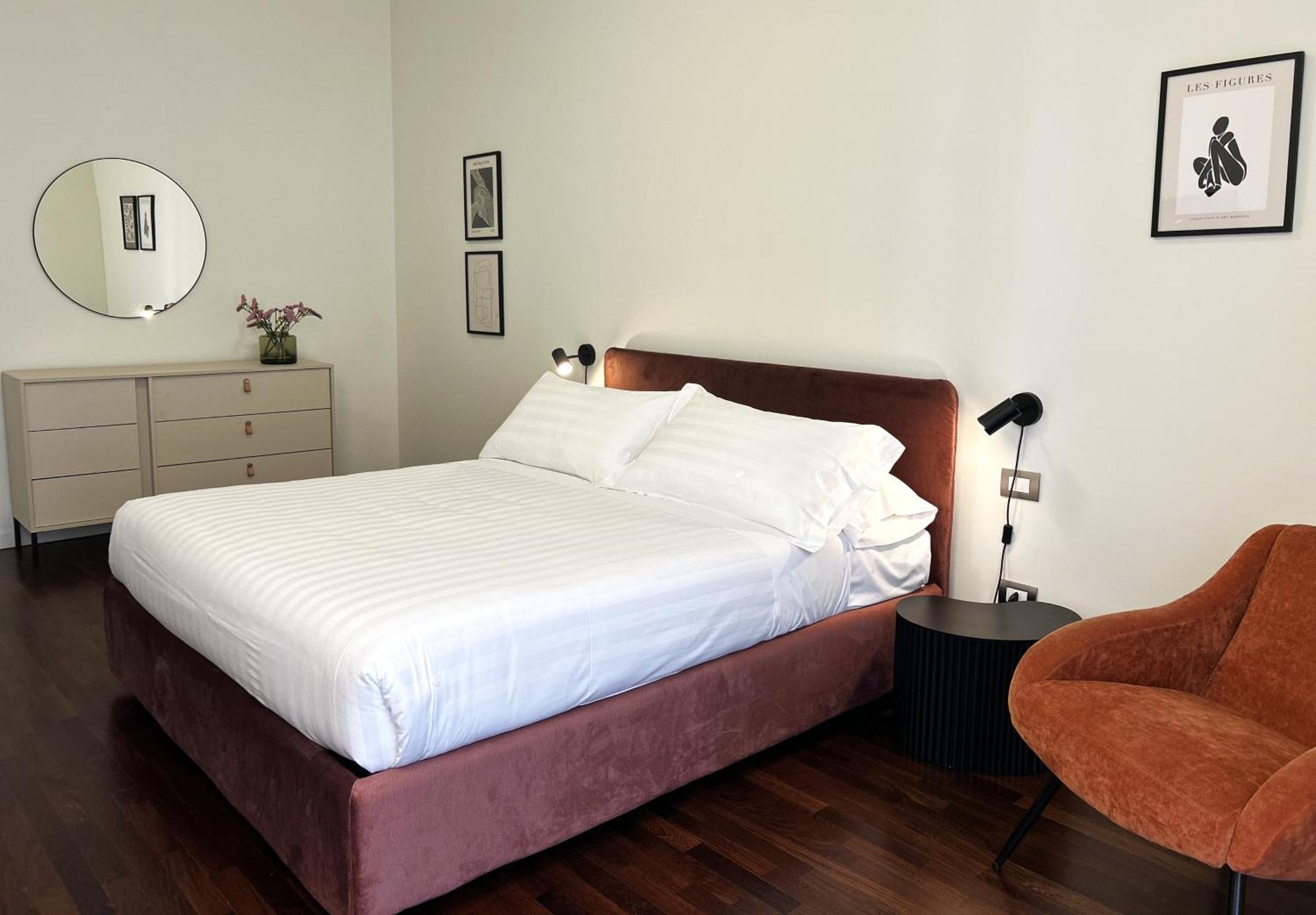 Fifty Eight Missori Three Bedrooms Apartment Milan