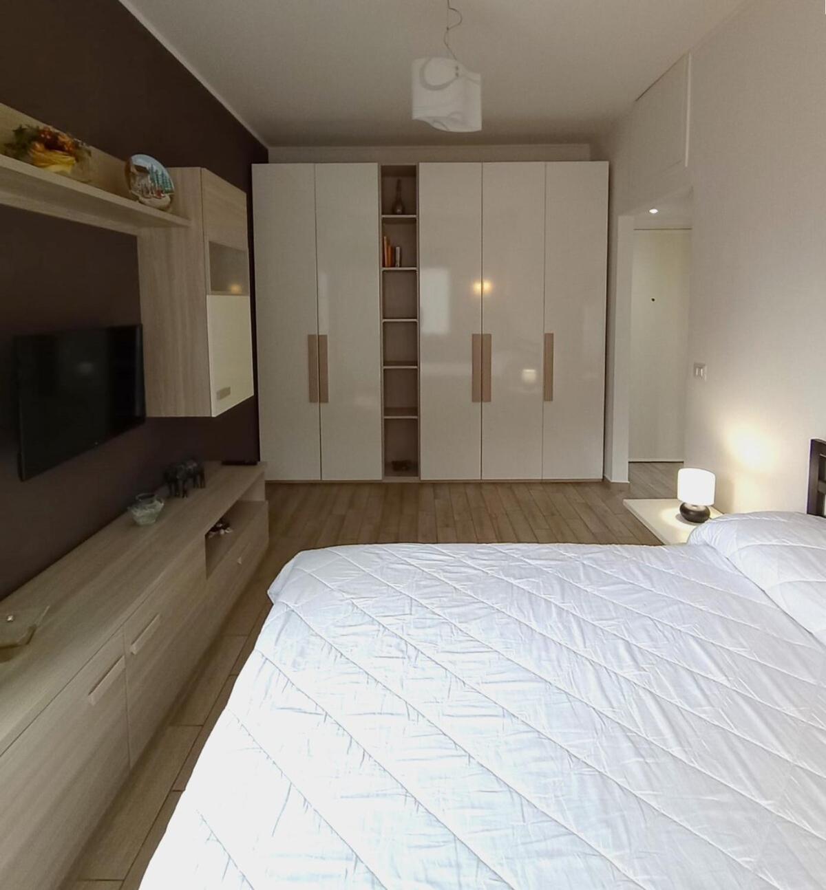 Coronelli Lovely Studio, Close To Frattini & Gelsomini Metro Station Apartment *