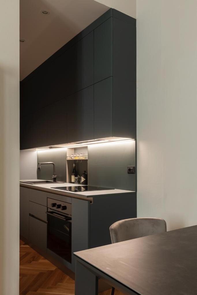 Apartment Stile Ed Eleganza Fra Stazione E Posta Venezia Milan