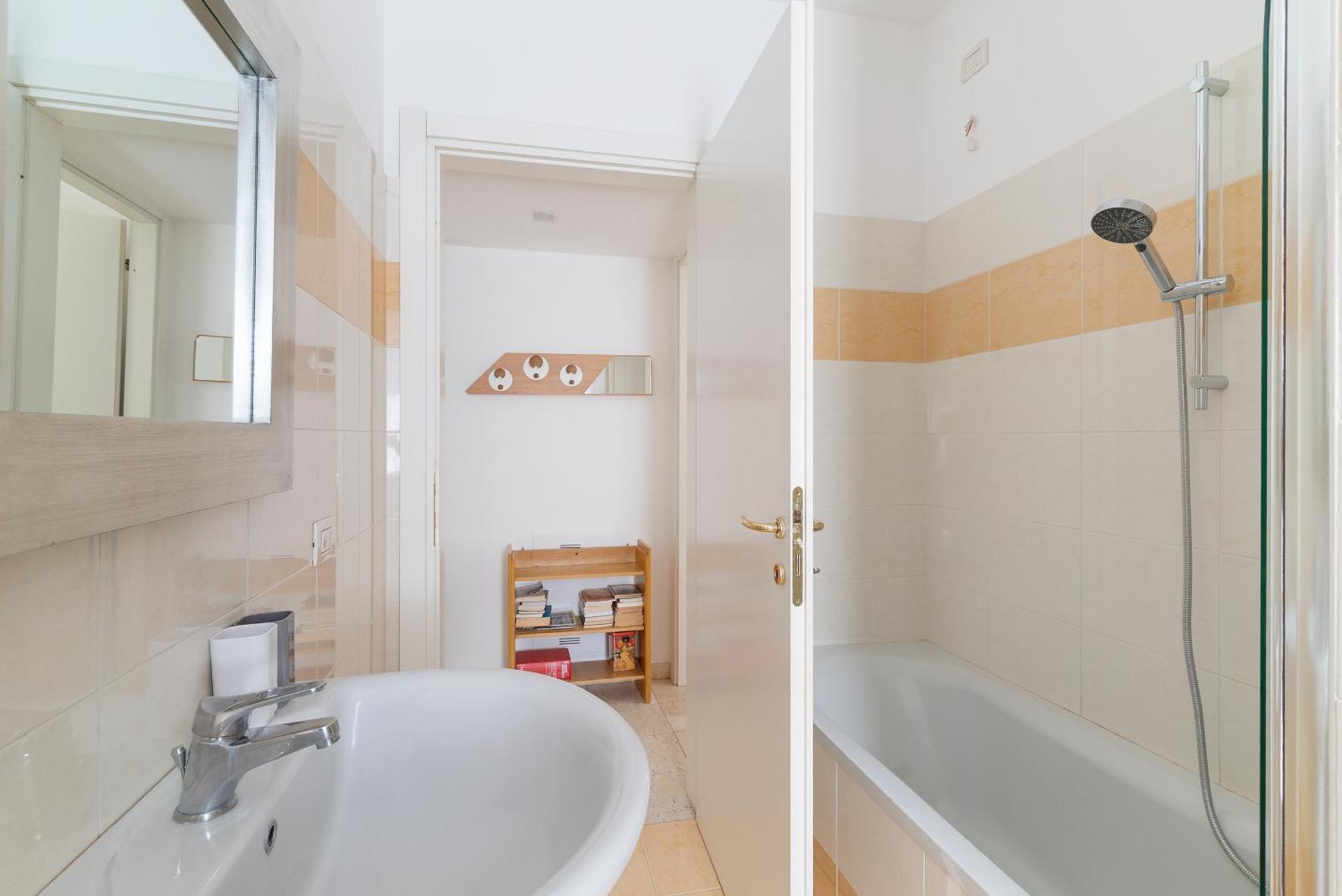 Apartamento Arco Della Pace - Ampio Bilocale *