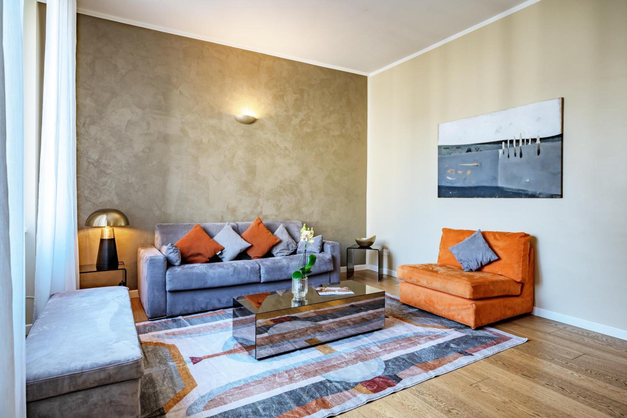 Apartment Heart San Sepolcro Duomo Milan