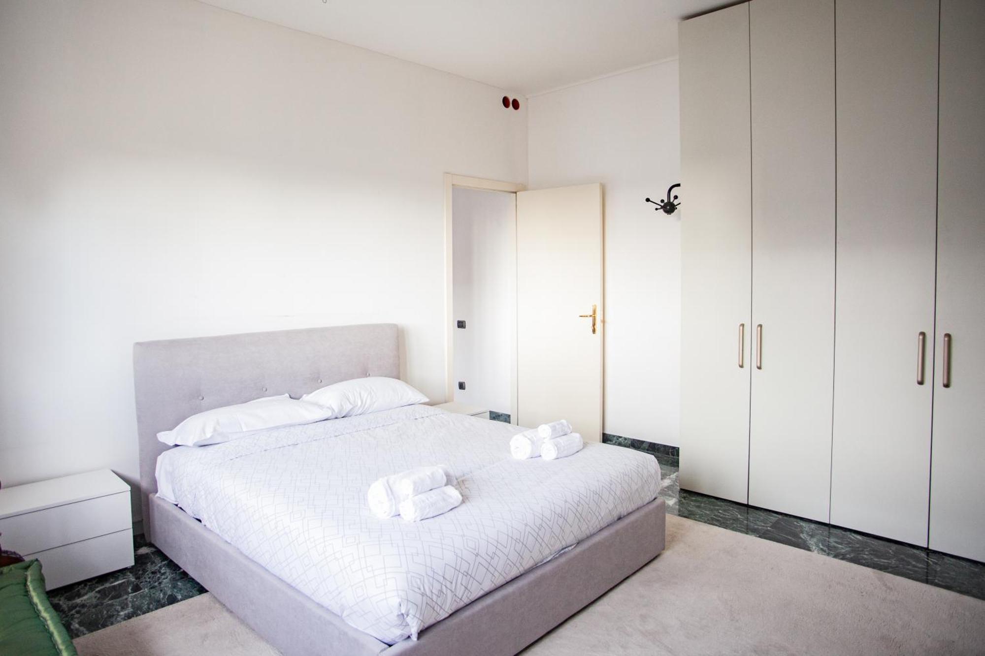 Apartment Iconic Luxury Penthouse In The Heart Of *