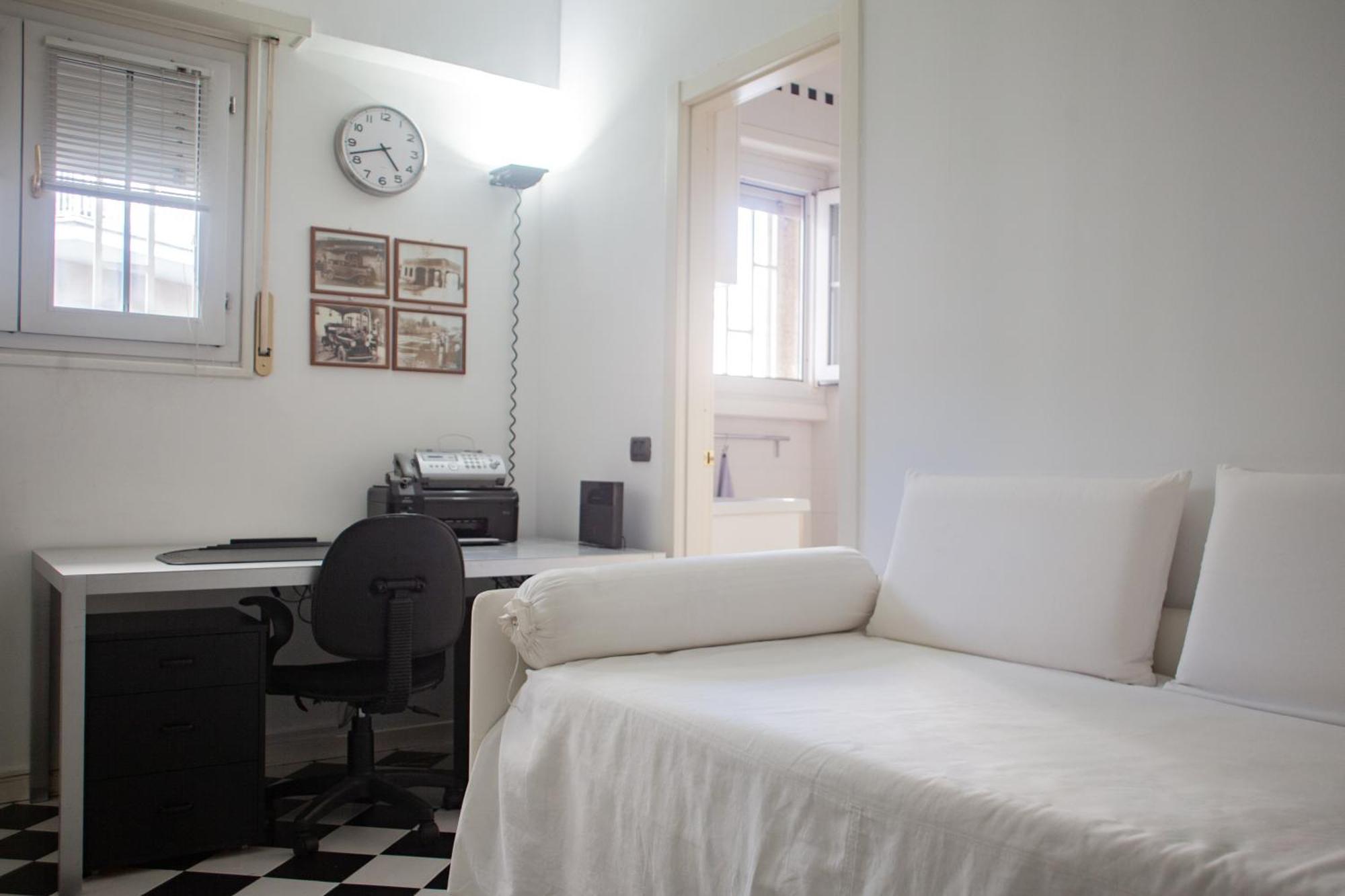 Apartment Iconic Luxury Penthouse In The Heart Of