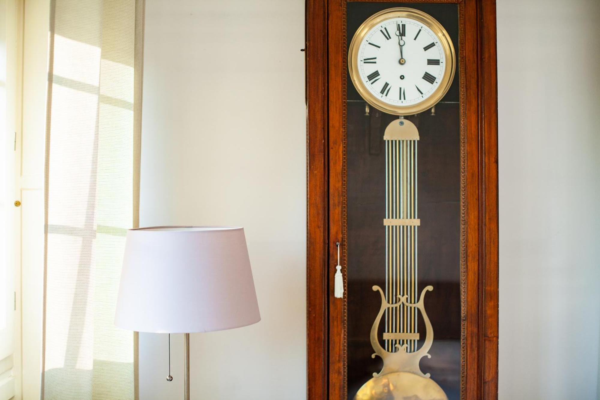 Iconic Luxury Penthouse In The Heart Of *
