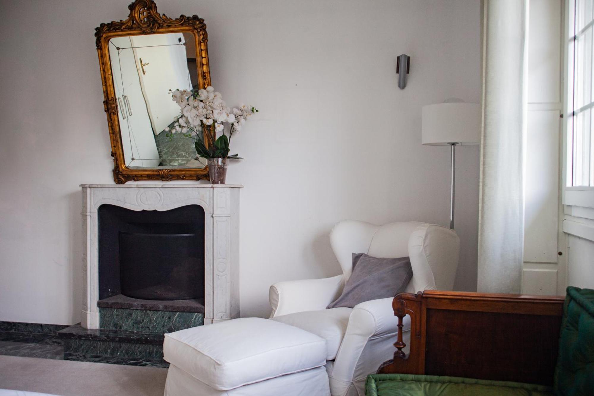 Iconic Luxury Penthouse In The Heart Of * Milan