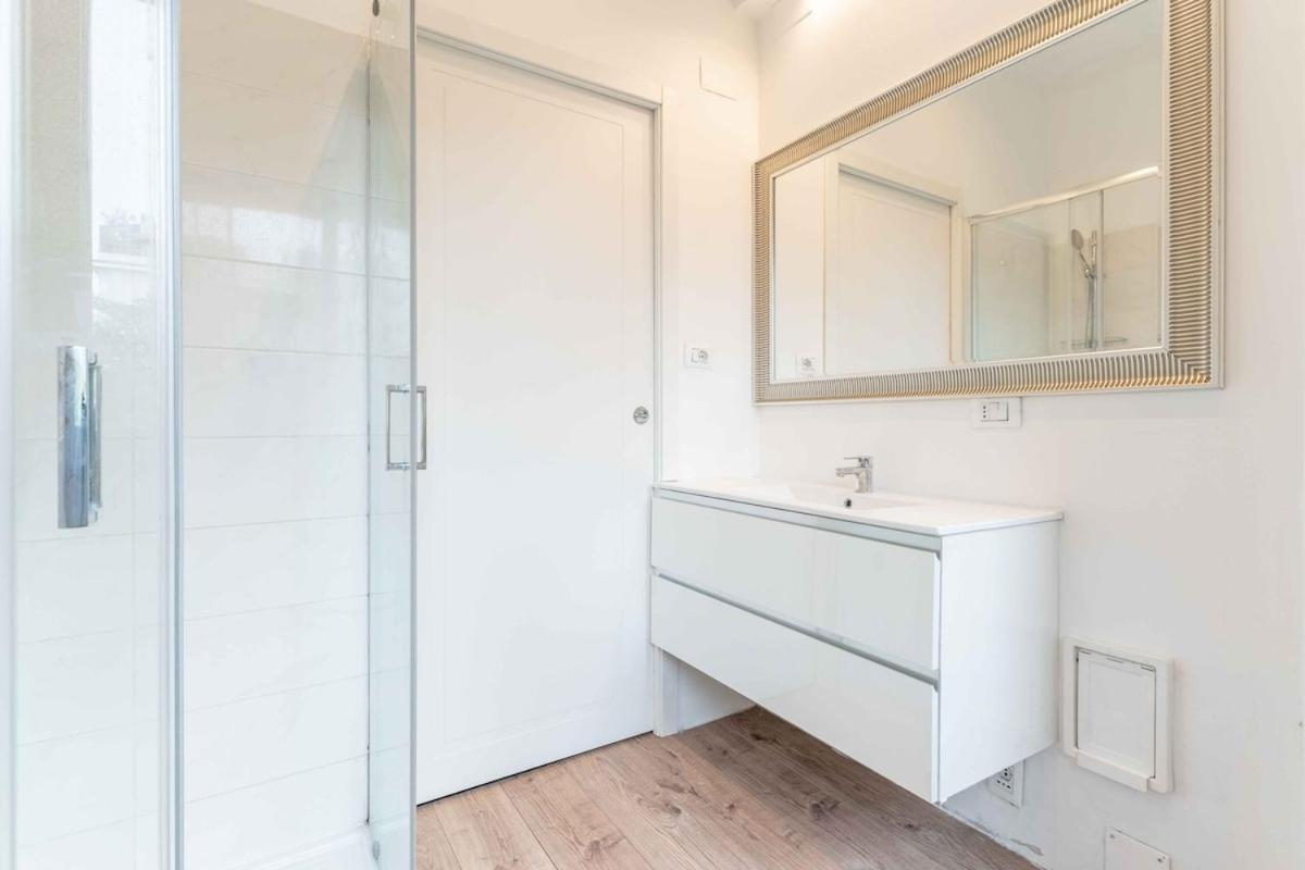 Red Line Design Apartment Milan