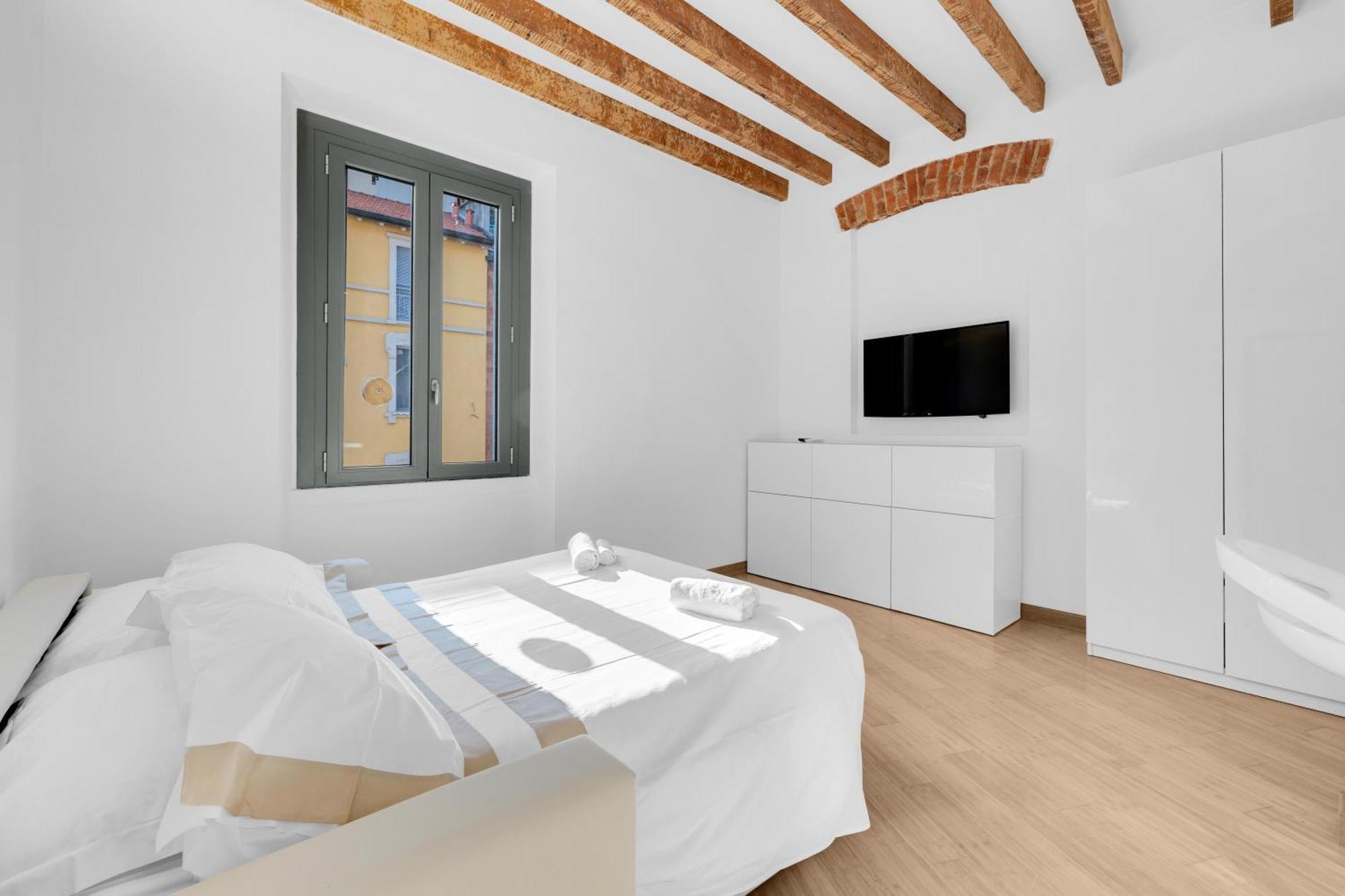 Navigli Modern In Design District Apartment Milan