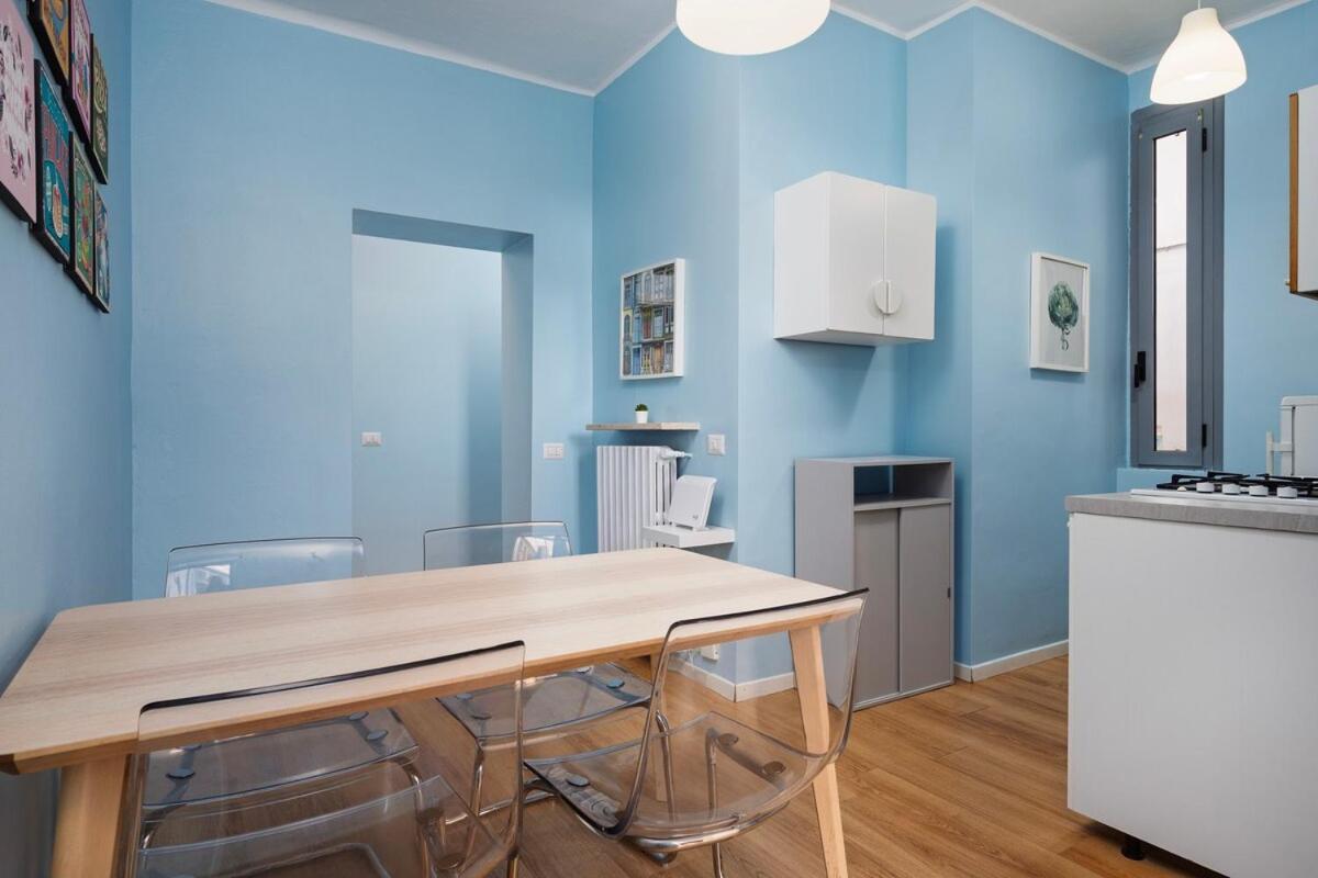 Classbnb - Just 2 Minutes Walk From Domodossola M5 Metro Station Apartment Milan