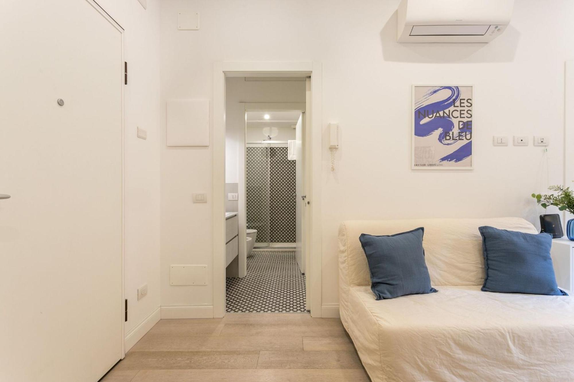 Apartment Gorizia Modern One Bedroom By Halldis *