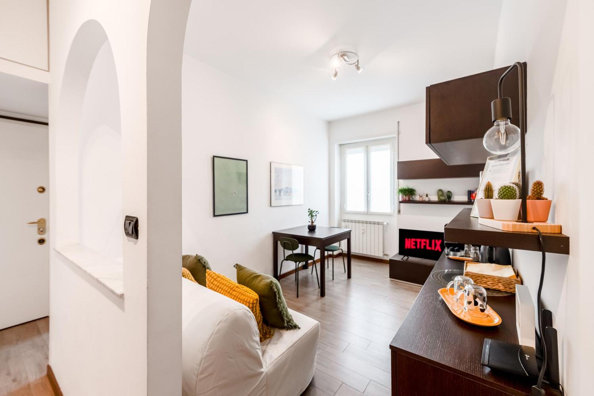 Apartment Al 7 Cielo Certosa District *