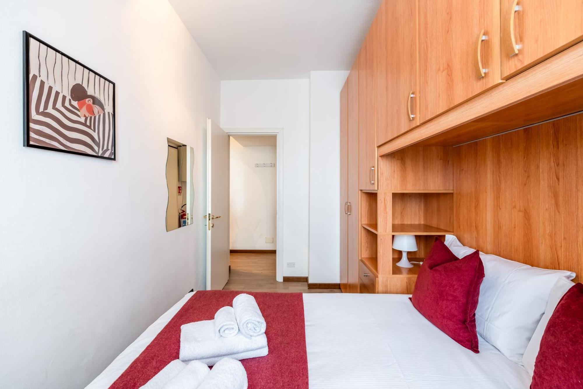 Apartment Al 7 Cielo Certosa District