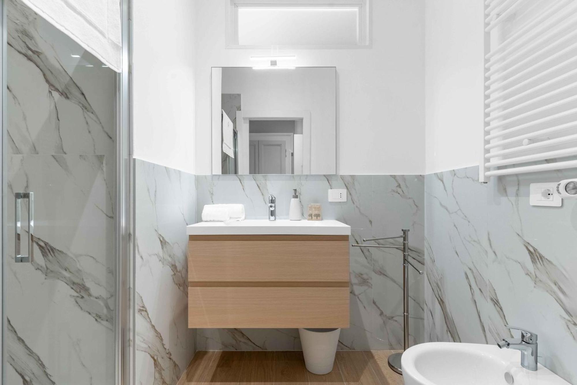 Vitruvio Palace - La Vista Apartment