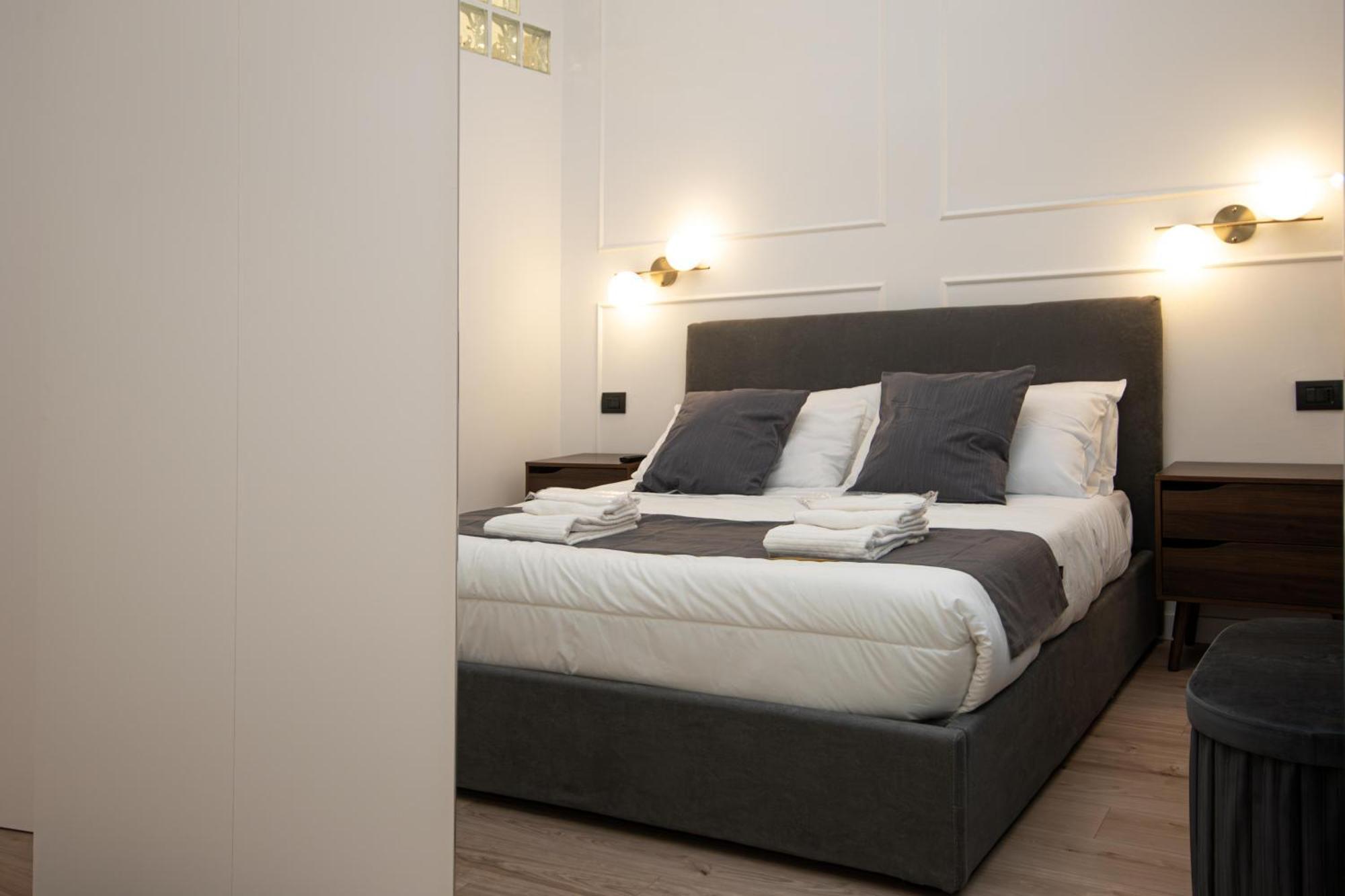 Apartment Casa Enea - Luxury House - Porta Romana - Duomo M3 Milan