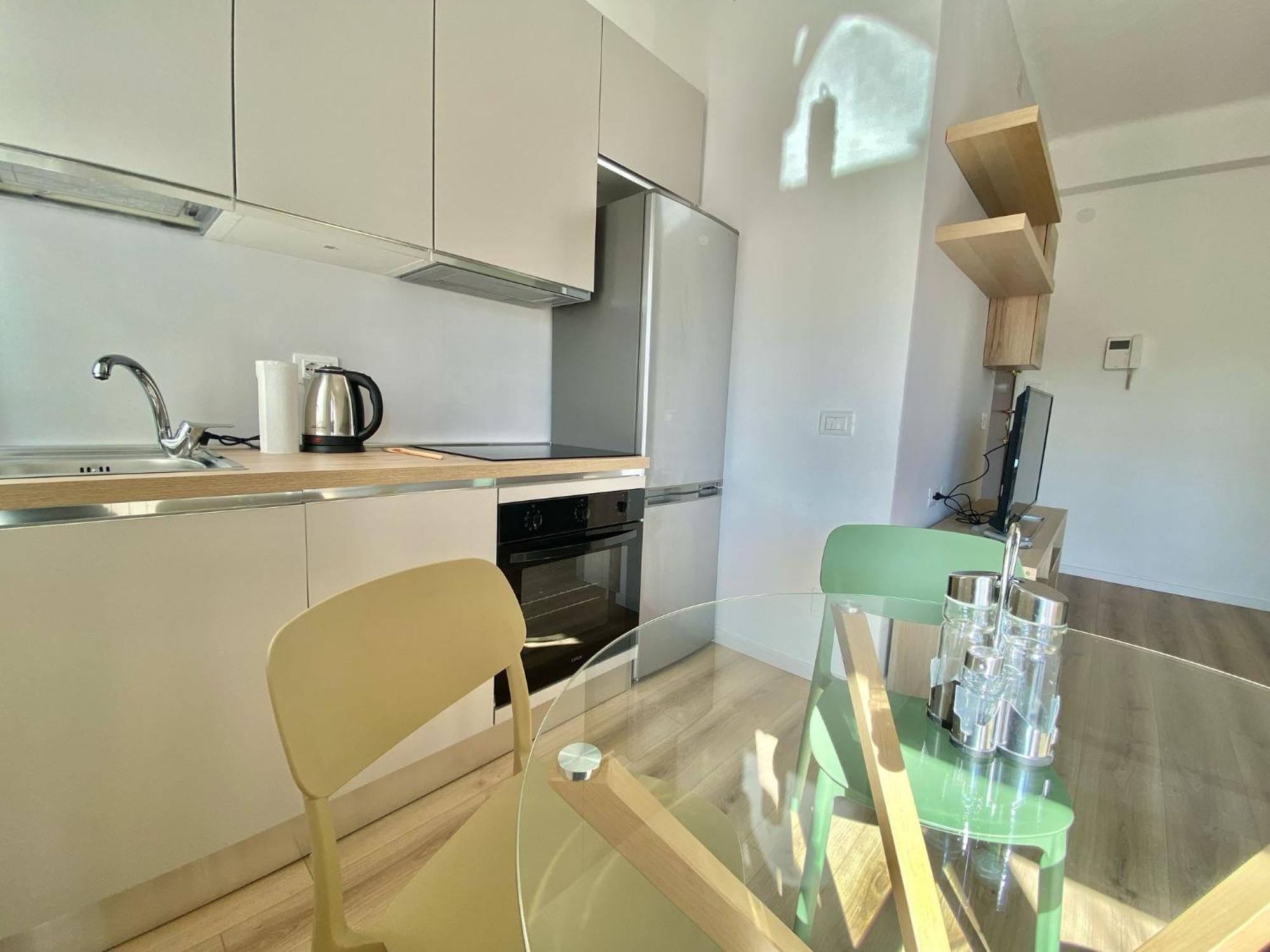 Metro S&m Home, Moderno E Confortevole Con Metro M3 Sotto Casa Milan