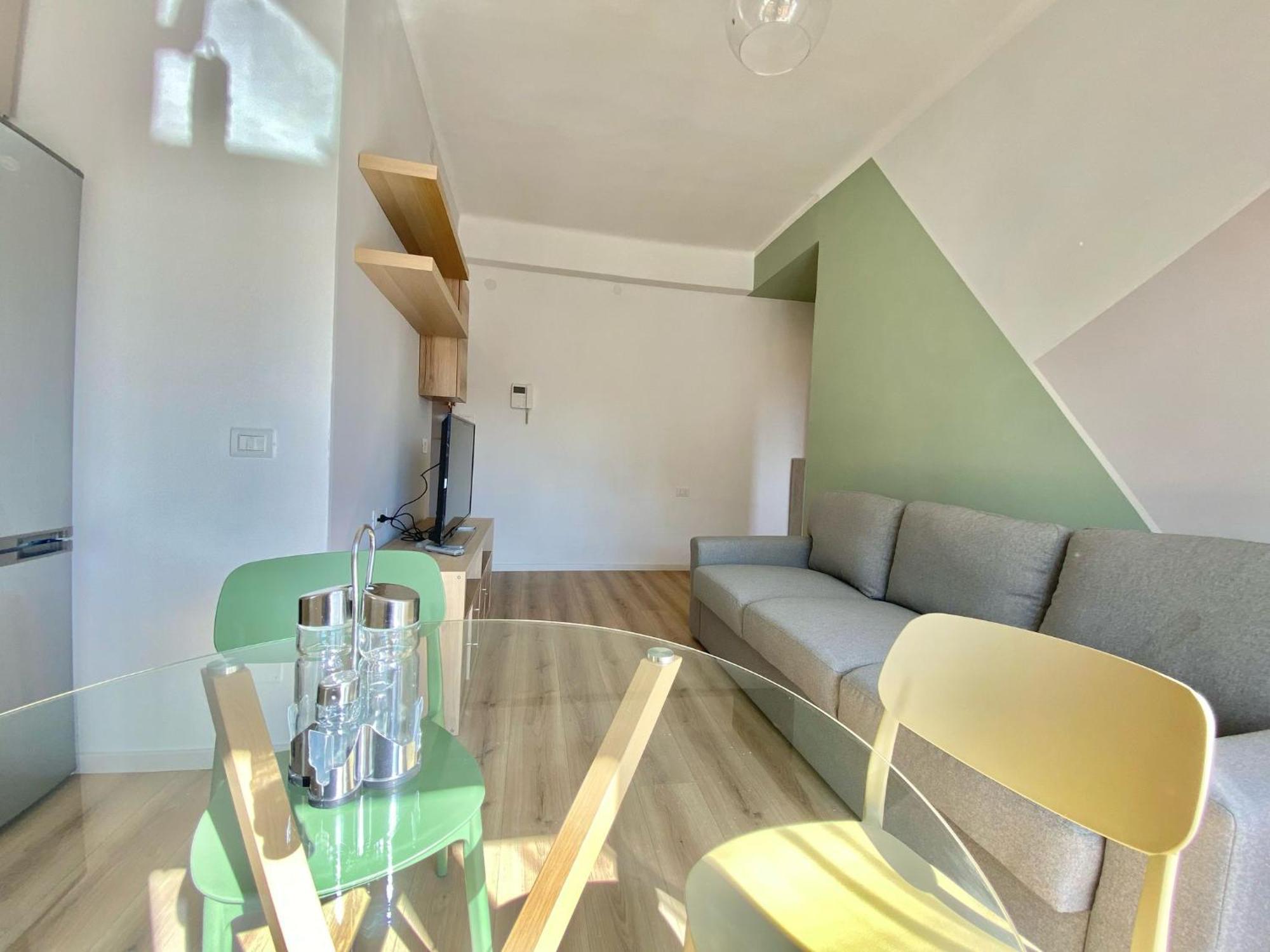 Metro S&m Home, Moderno E Confortevole Con Metro M3 Sotto Casa Apartment Milan