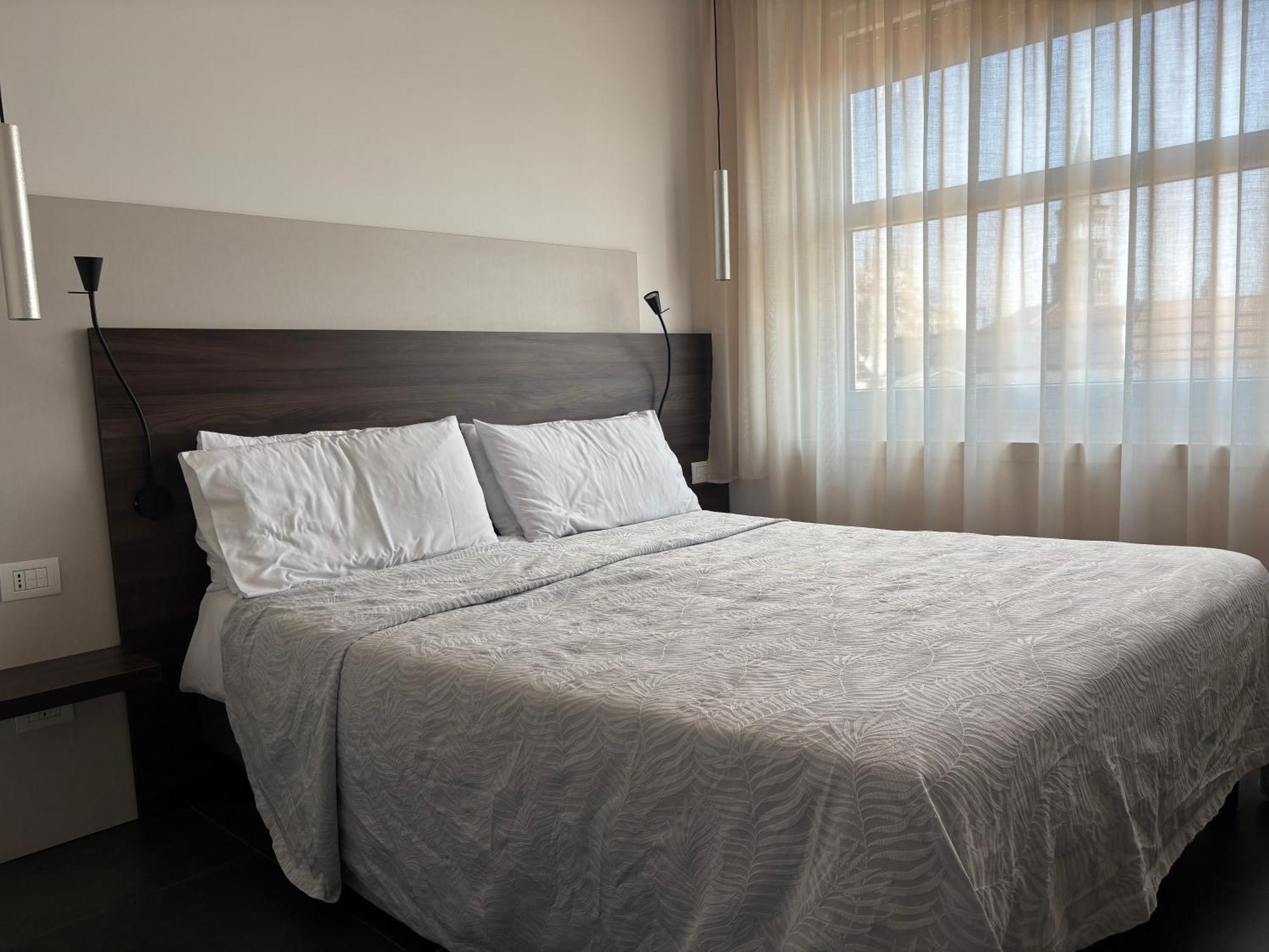 Enjoy Garden - Flavio Baracchini 9 - Guest house *