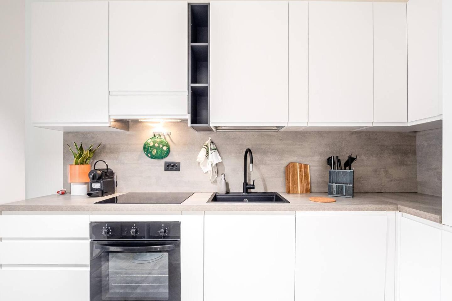 Elegant 1br In Porta Romana Milan