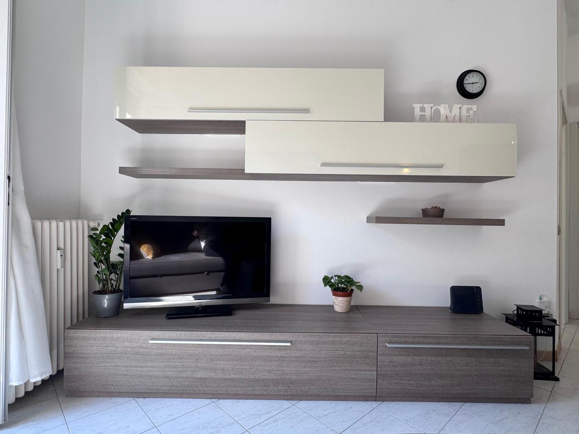 Apartment Bright With Balcony In Corso Xxii Marzo *